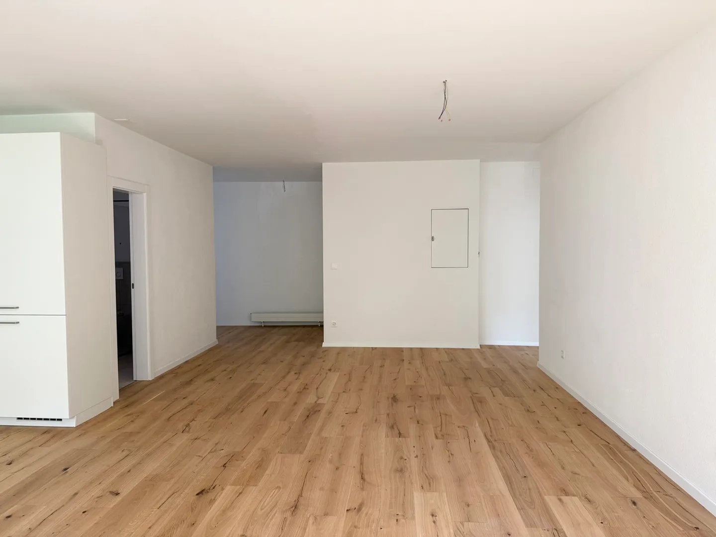 Freshly renovated - nearly new 4.5-room ground floor apartment in Horgen! - Photo 4 of 10