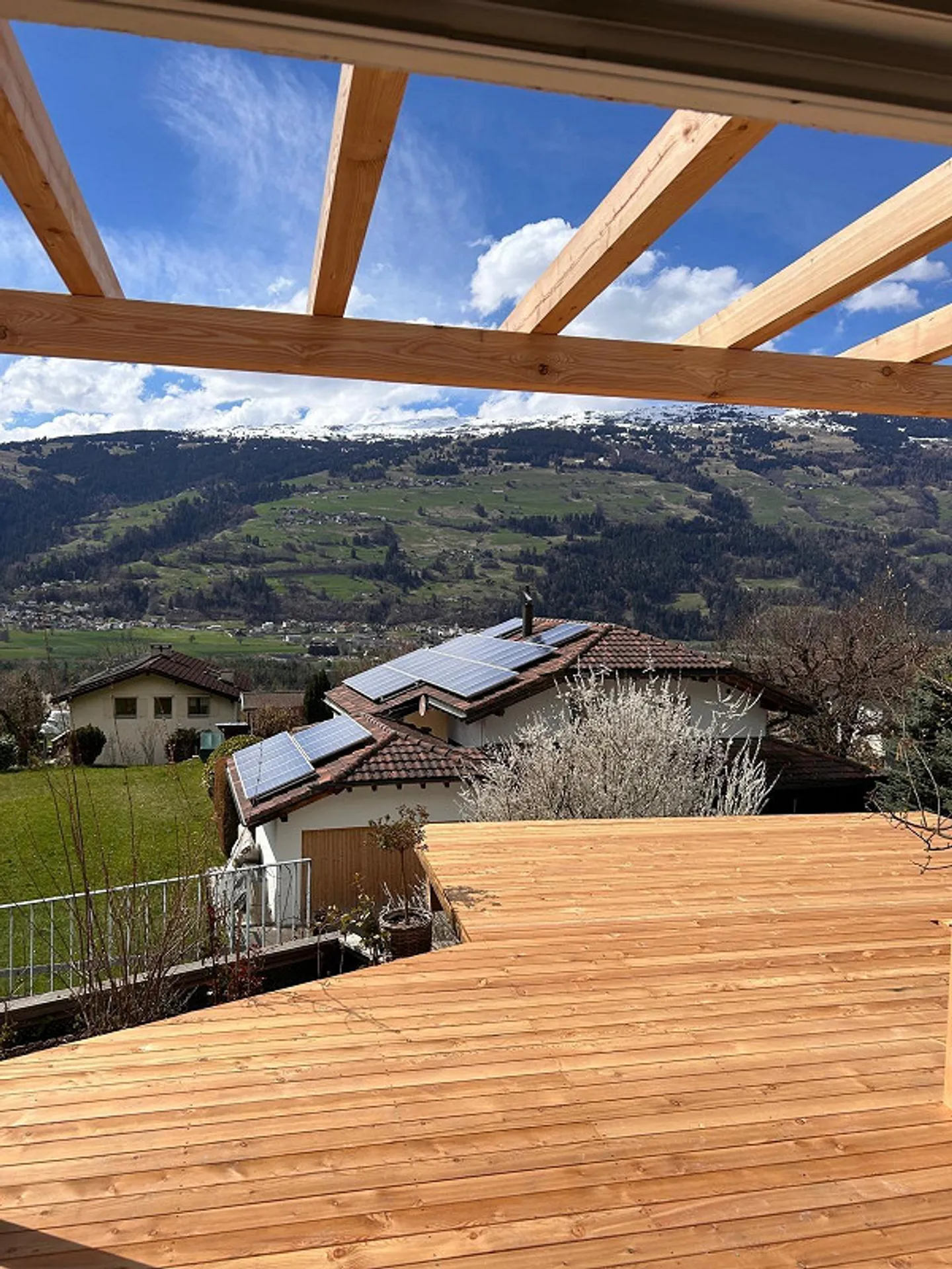 House in a sunny location - Photo 2 of 5