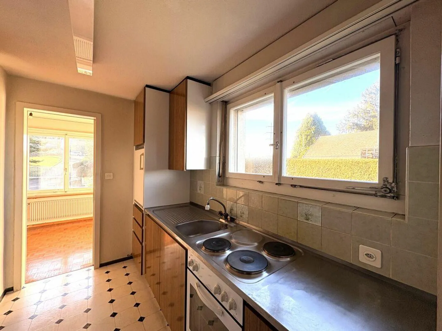 Renovationsbedürftiges Einfamilienhaus mit viel Potenzial und gross... - Photo 4 sur 13