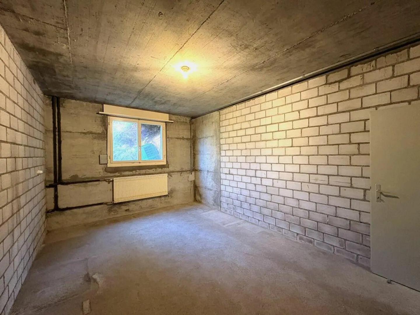 Renovationsbedürftiges Einfamilienhaus mit viel Potenzial und gross... - Photo 8 sur 13