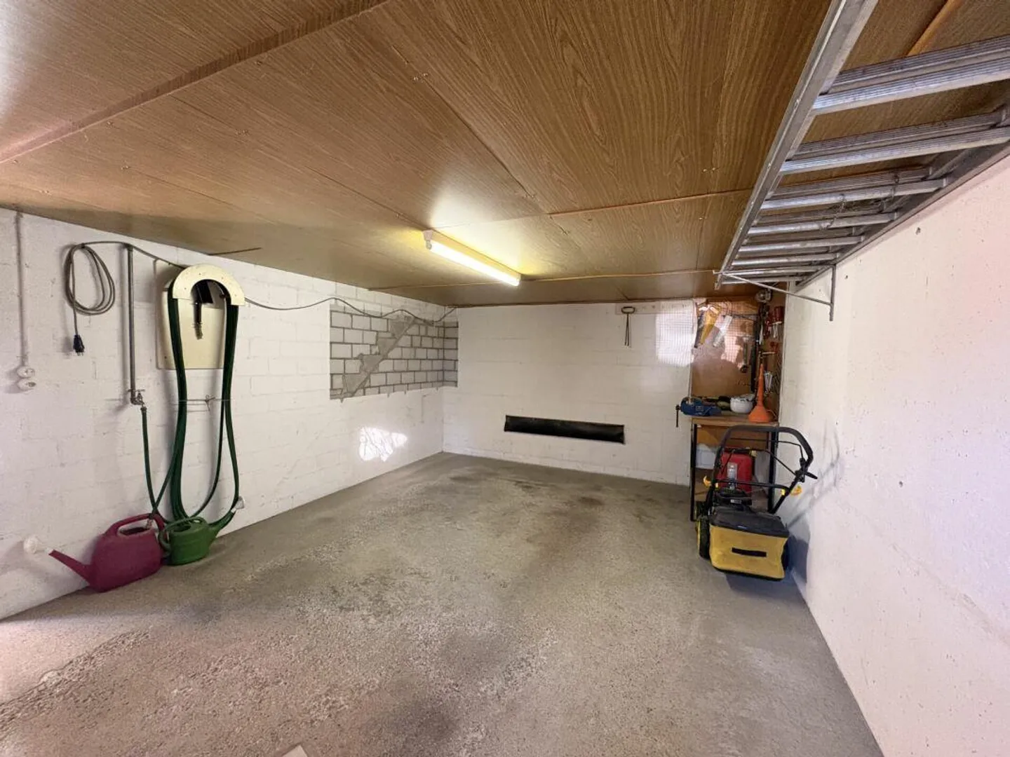 Renovationsbedürftiges Einfamilienhaus mit viel Potenzial und gross... - Photo 10 sur 13