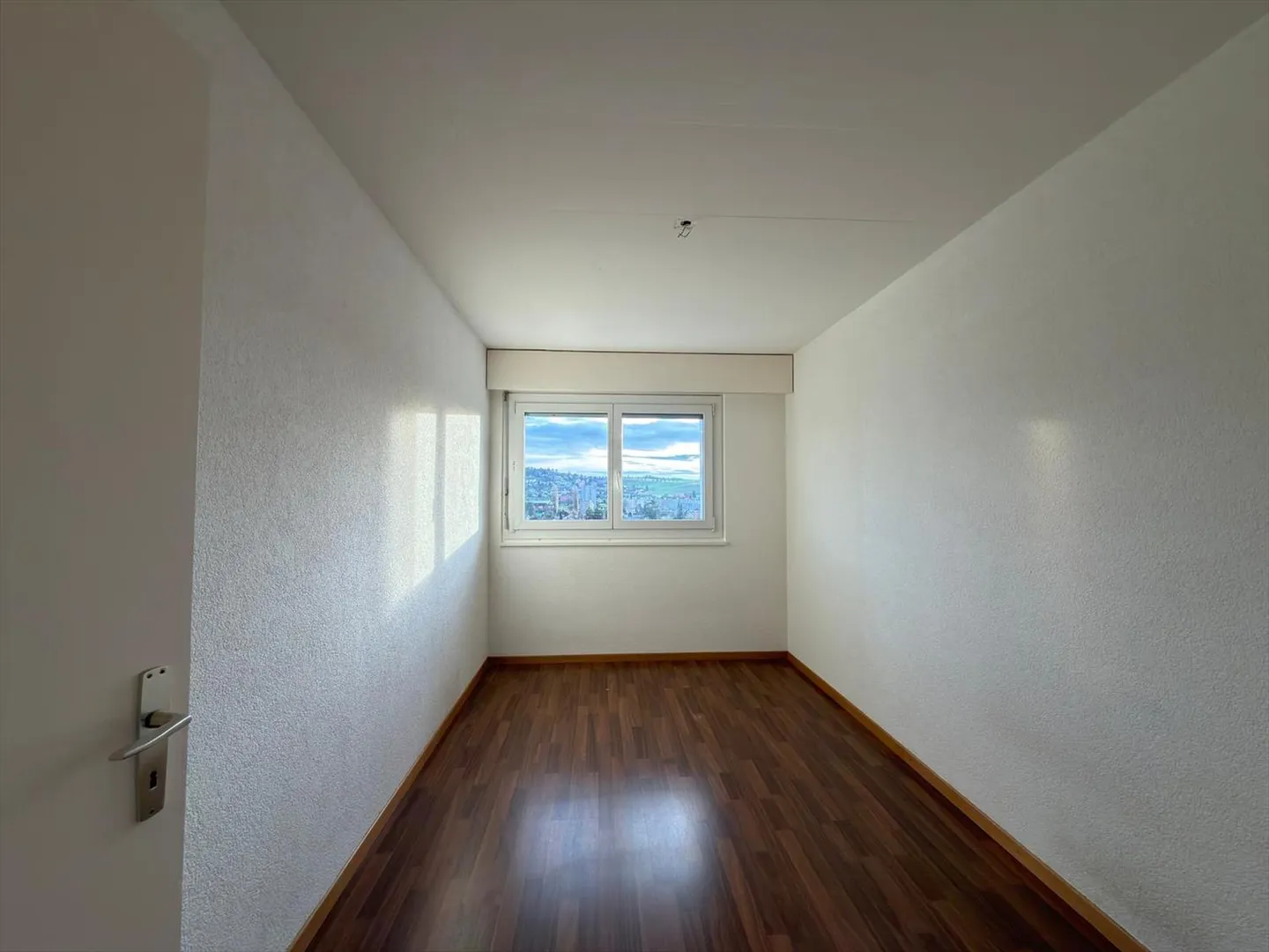 Appartement 4 pièces avec vue sur l'Aare - Lyss-Strasse 75, 2560 Nidau - Photo 7 sur 11