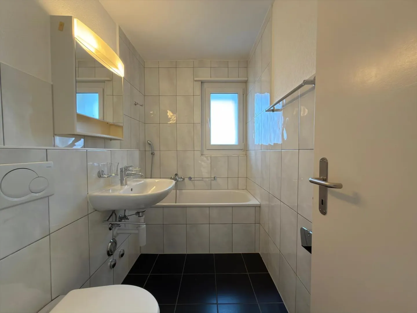 Appartement 4 pièces avec vue sur l'Aare - Lyss-Strasse 75, 2560 Nidau - Photo 10 sur 11