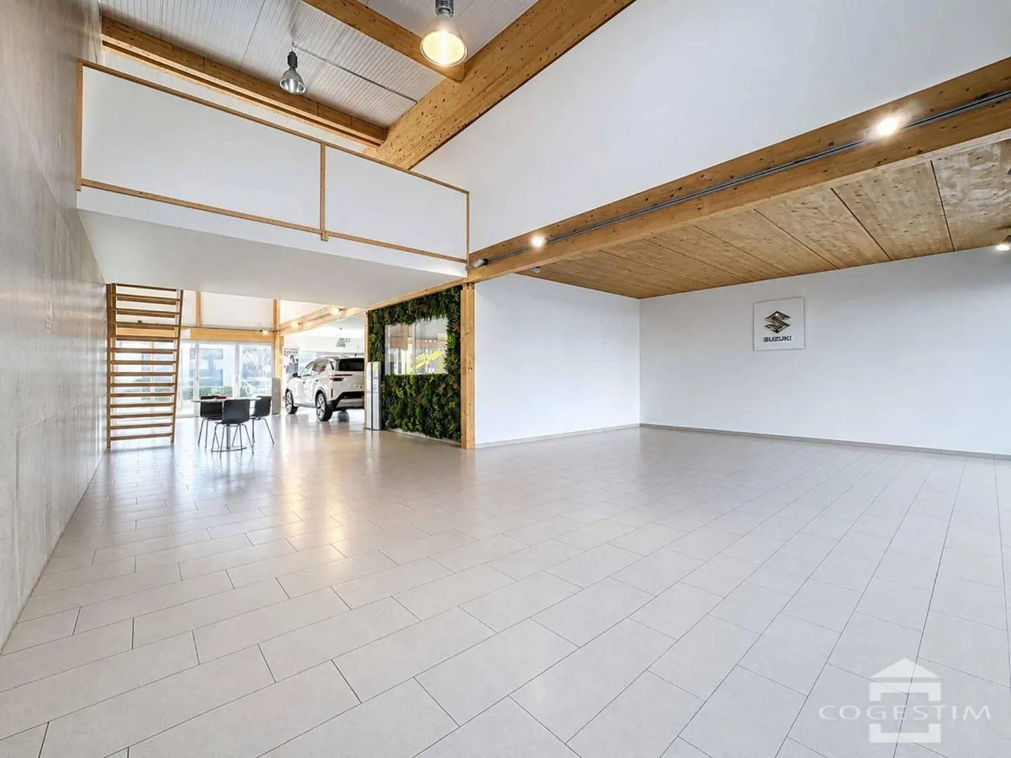 Espace industriel avec parking - Photo 2 sur 13