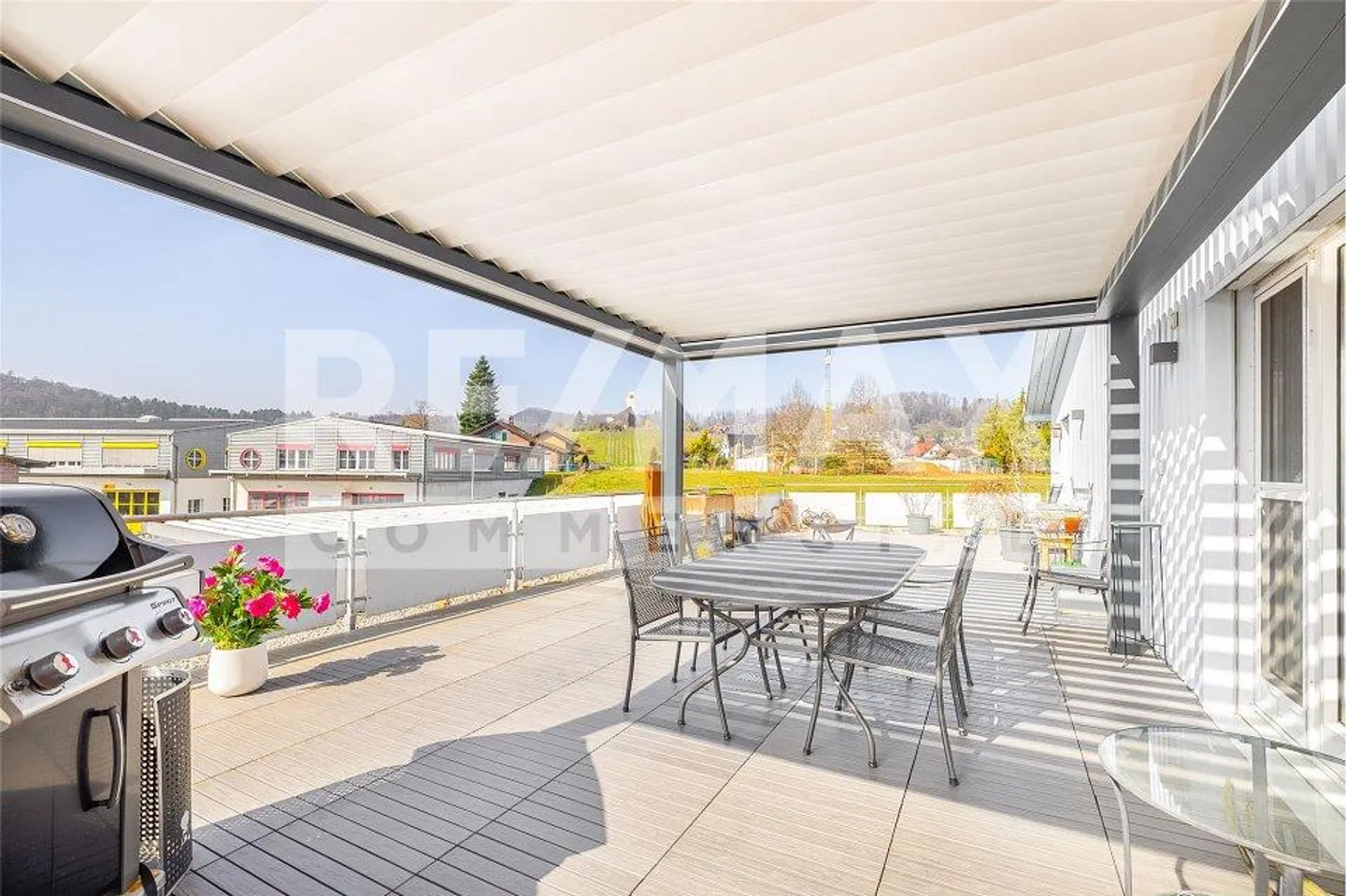 Vielseitige Gewerbeliegenschaft - Foto 2 von 13