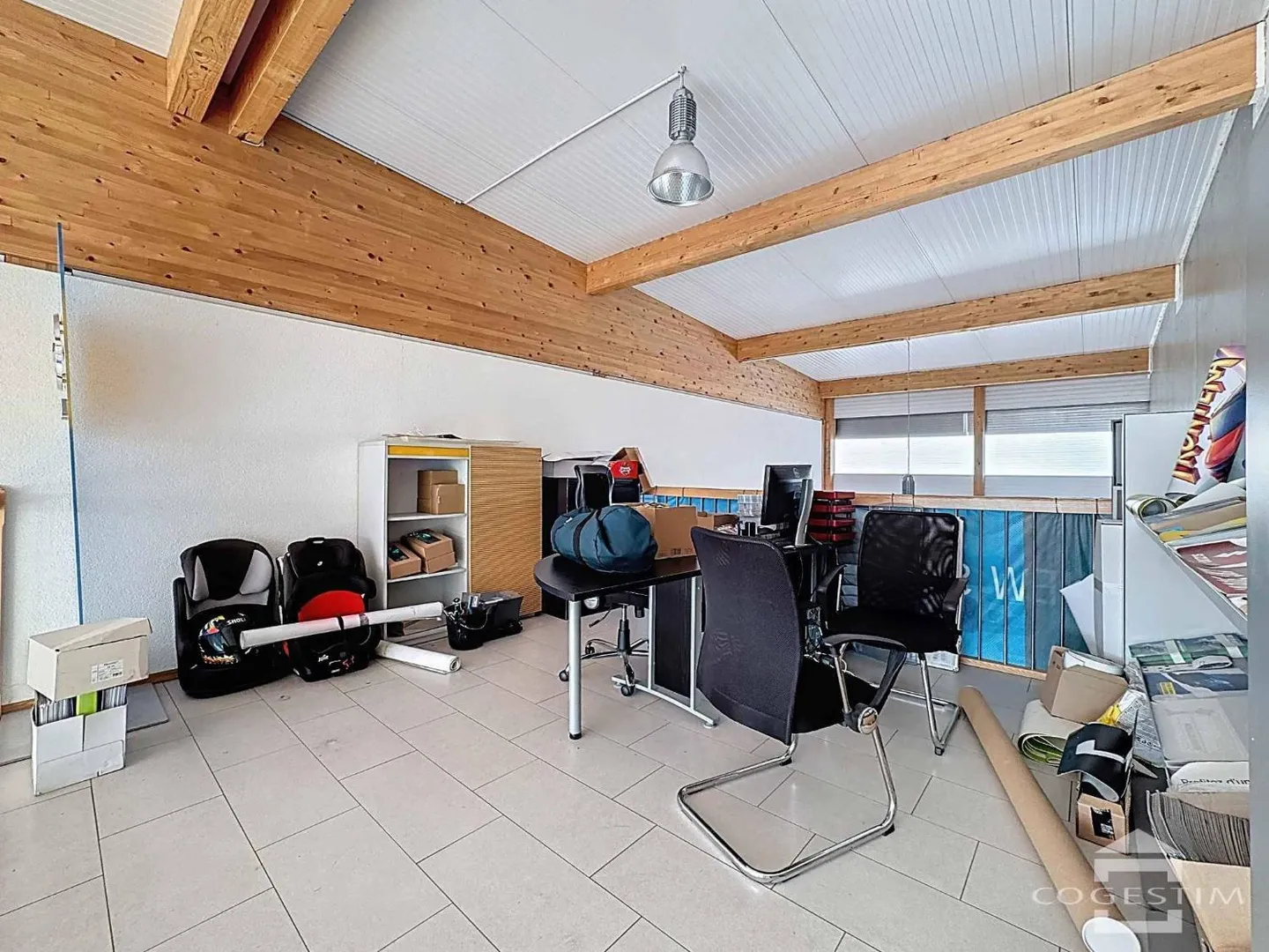 Espace industriel avec parking - Photo 7 sur 13