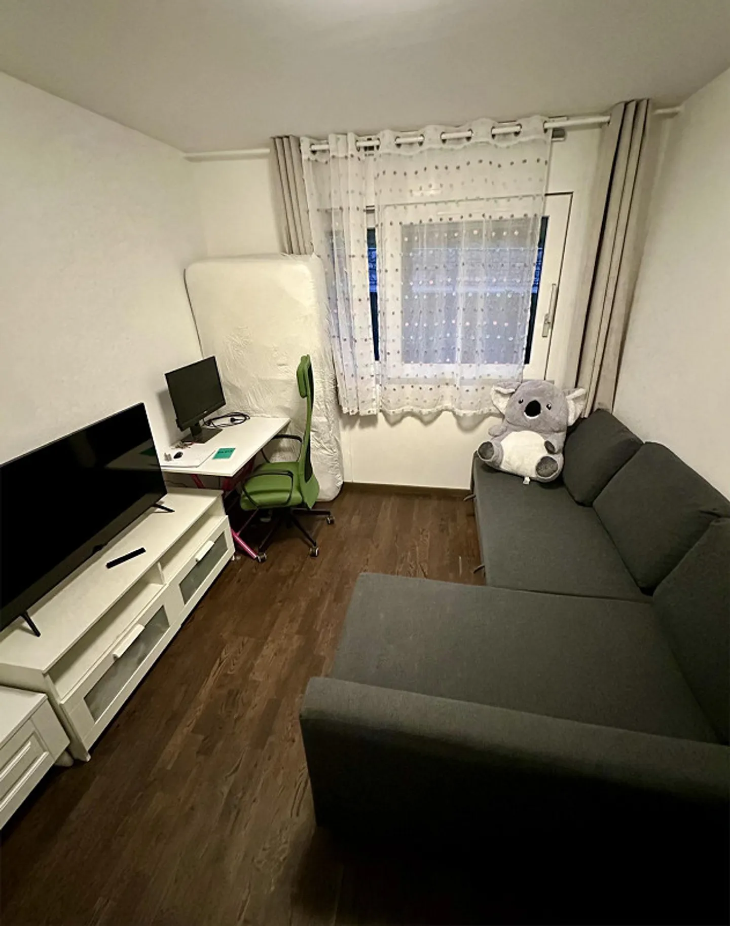 Modernes 4,5-Zimmer-Apartment mit atemberaubendem Seeblick – 3’8 - Foto 11 von 12