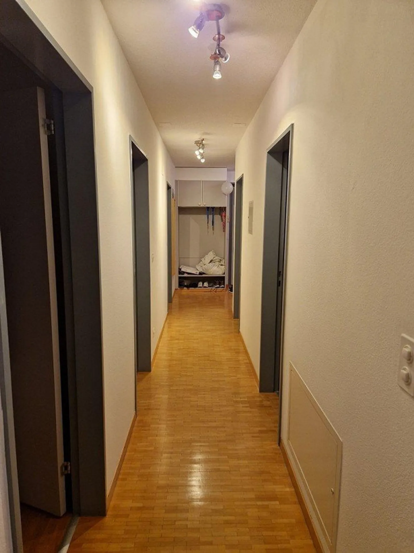 Belle appartement de 4,5 pièces à louer avec panorama alpin - Photo 8 sur 11