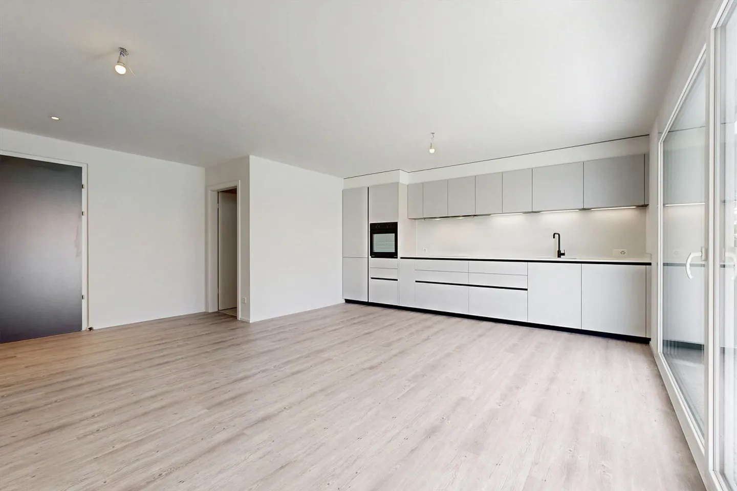 Appartamento in affitto - Foto 2 di 13