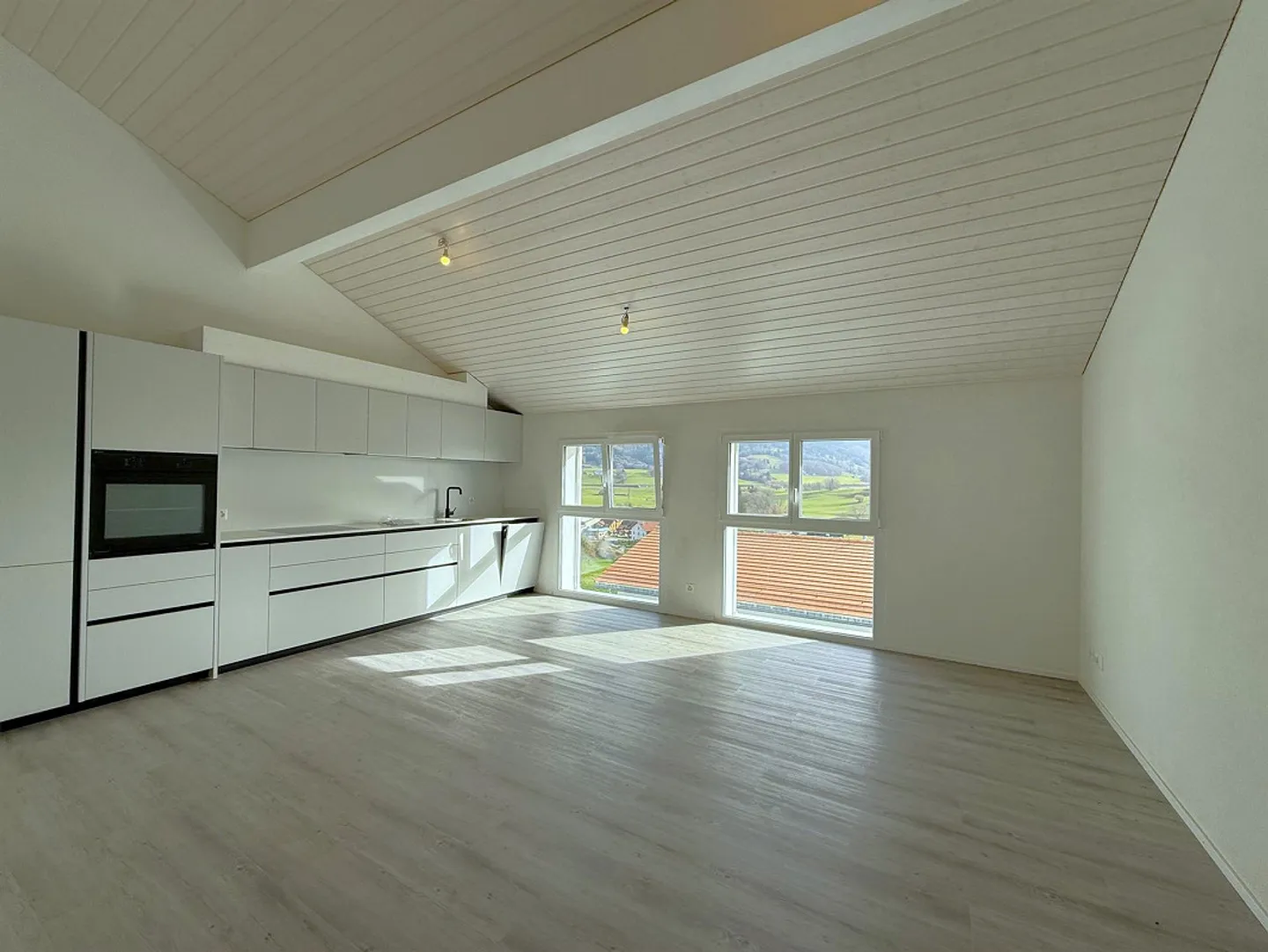 Appartamento in affitto - Foto 9 di 13