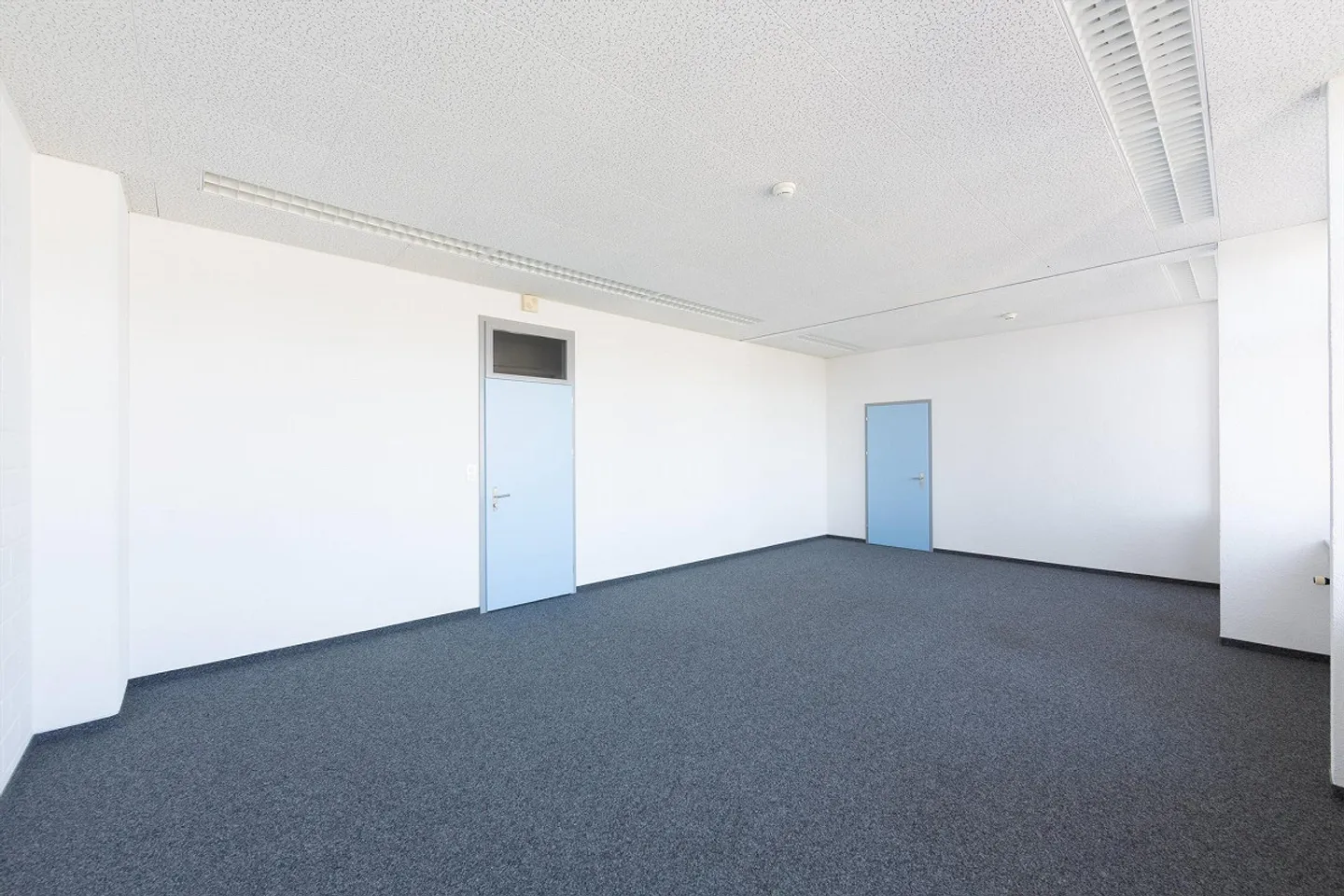 Bureau 140m2 DLZ 2 - avec belle vue et fraîchement rénové - Photo 3 sur 8