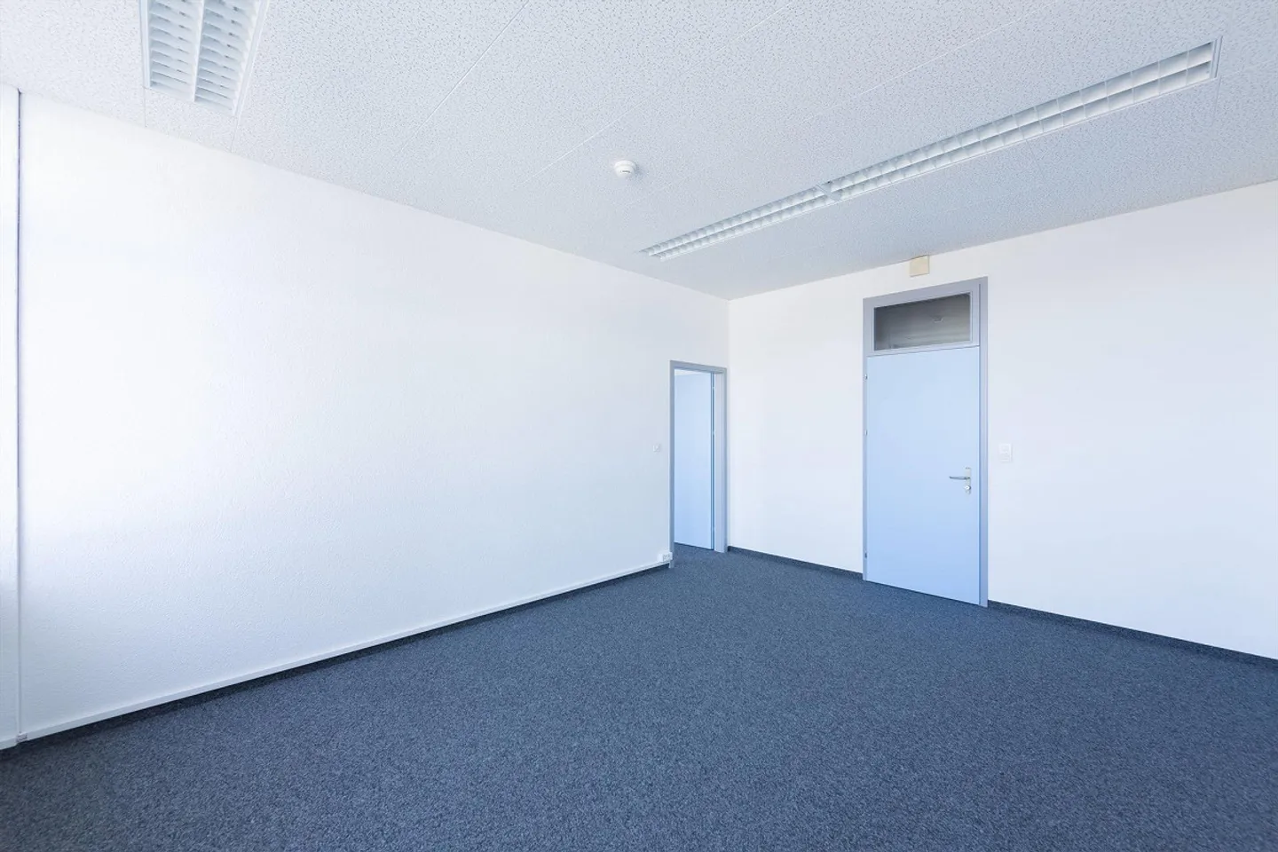 Bureau 140m2 DLZ 2 - avec belle vue et fraîchement rénové - Photo 4 sur 8