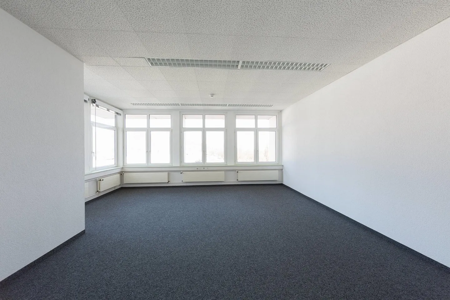 Bureau 140m2 DLZ 2 - avec belle vue et fraîchement rénové - Photo 5 sur 8