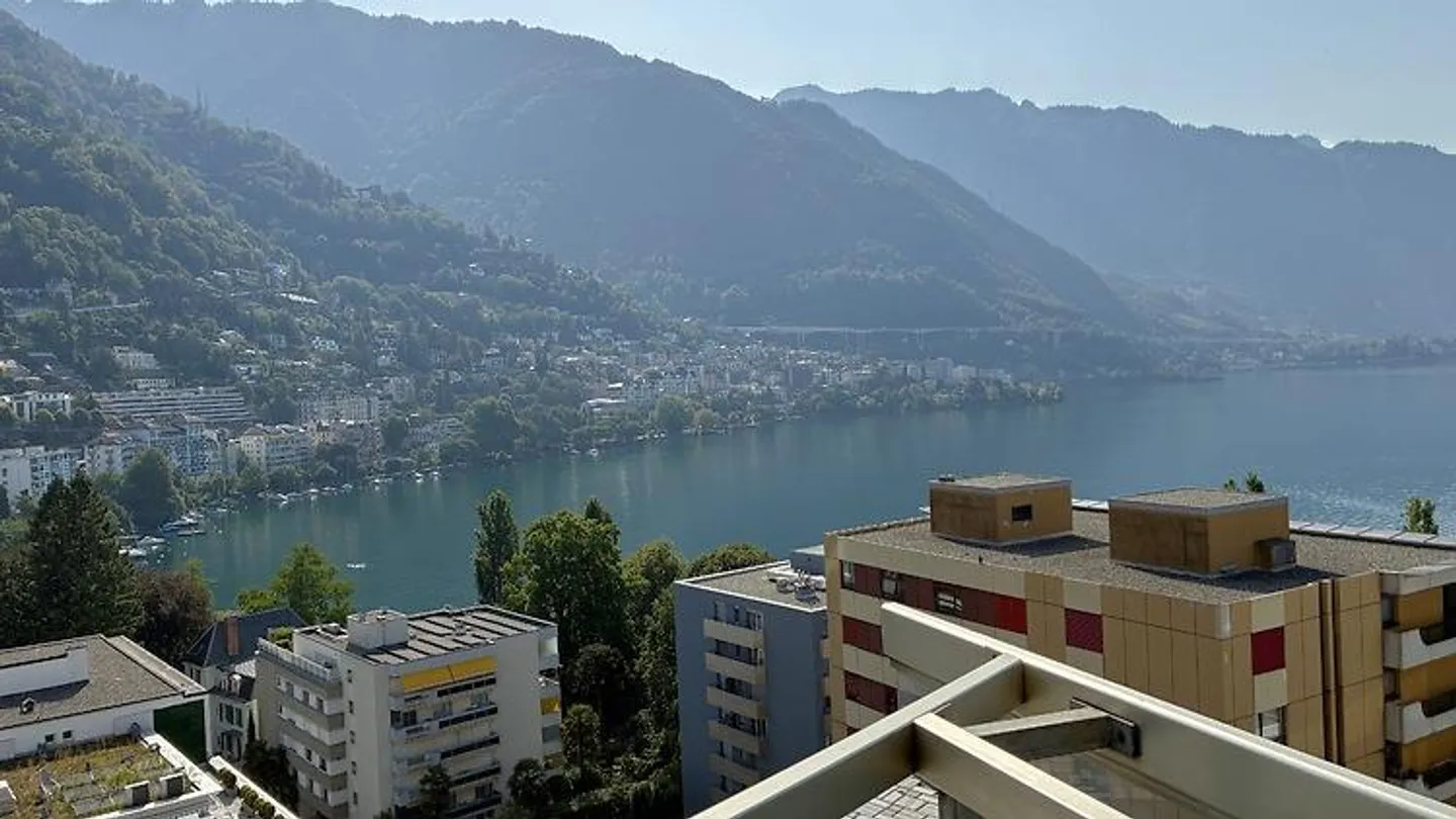 Appartement Meublé avec Vue sur le Lac - Photo 8 sur 10