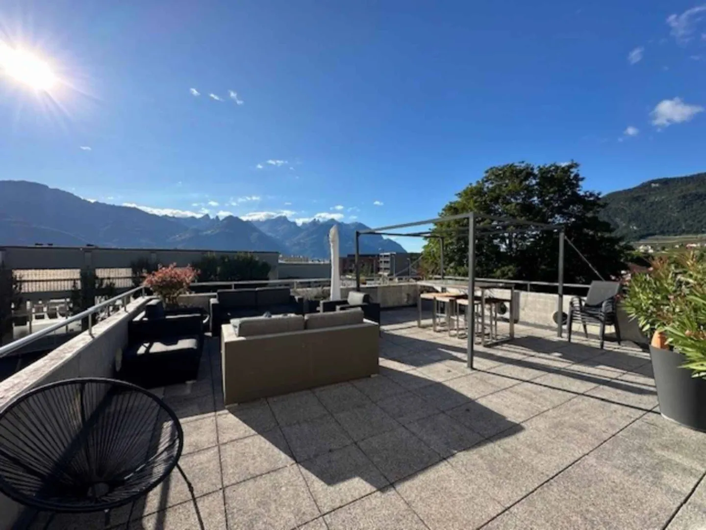 In affitto - Magnifico appartamento di 4,5 stanze con enorme terrazza - Foto 2 di 13