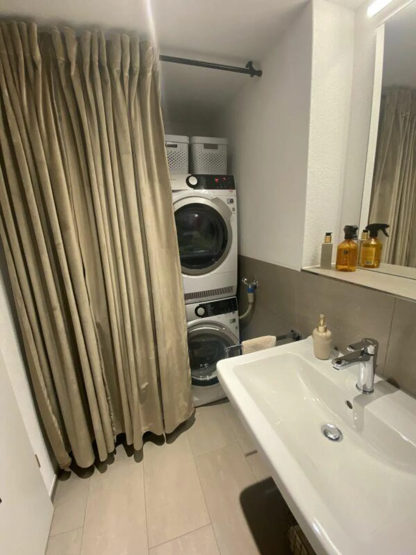 Grosszügige und helle Parterrewohnung mit Sitzplatz - Foto 6 von 11
