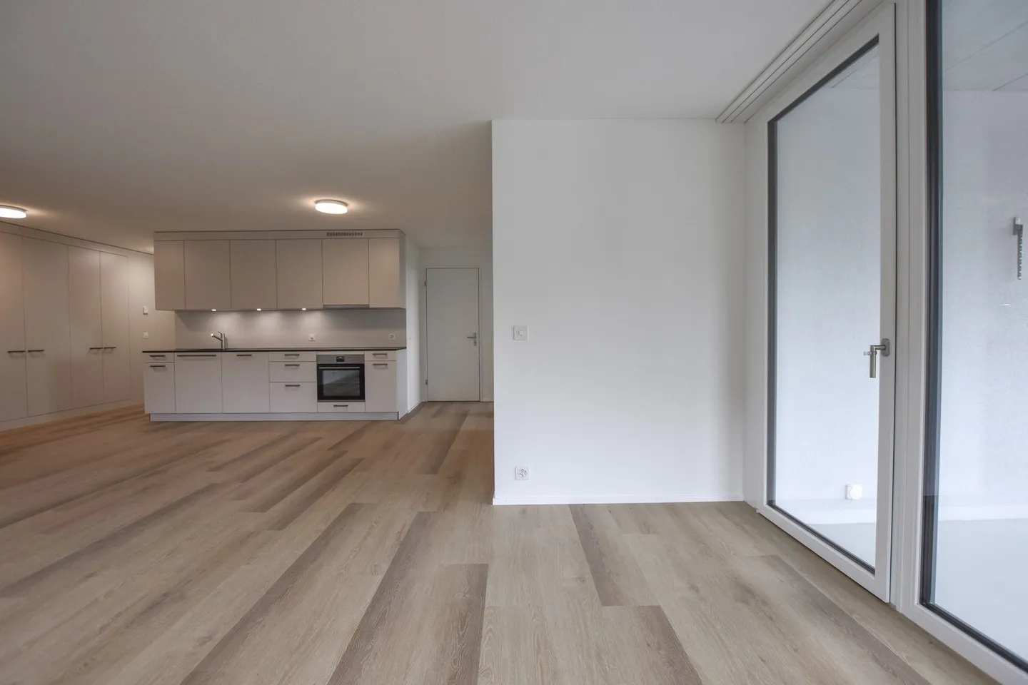 Appartement à louer - Photo 2 sur 13