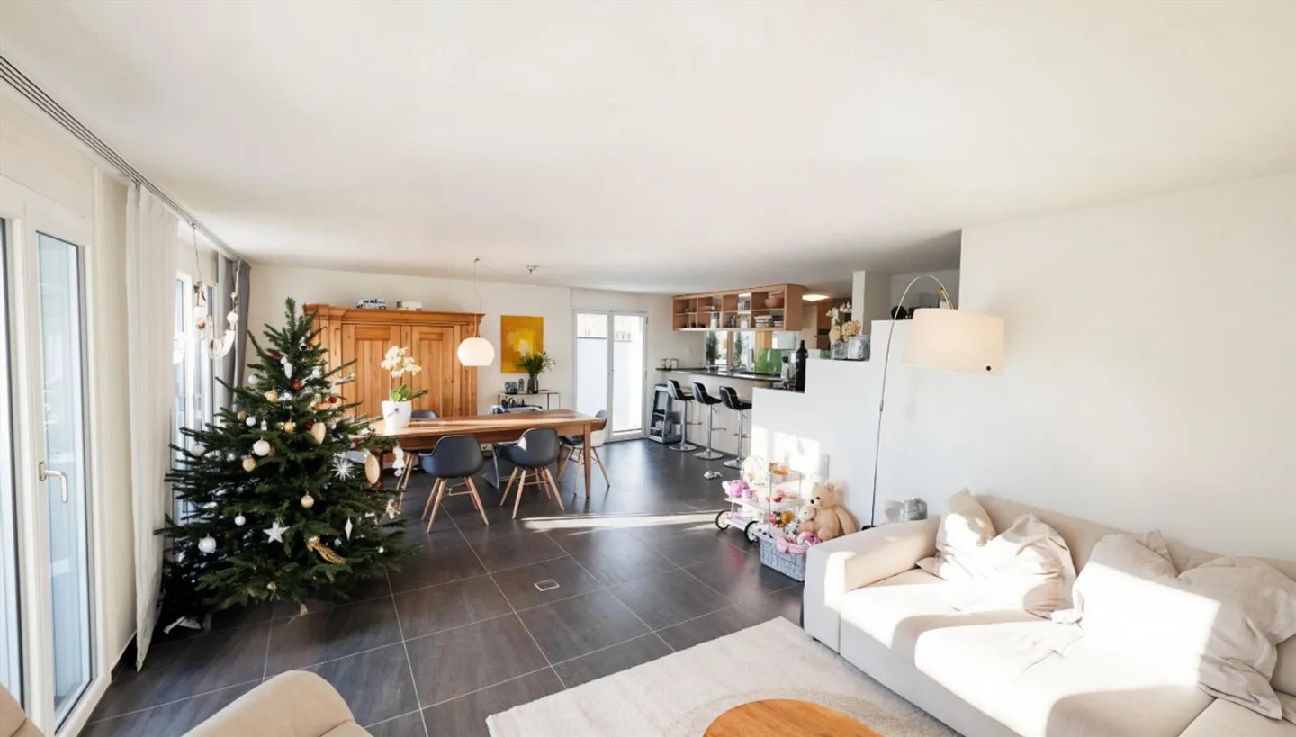 Modern 5.5-room single-family house in a quiet location of Bronschhofen - Photo 4 of 10