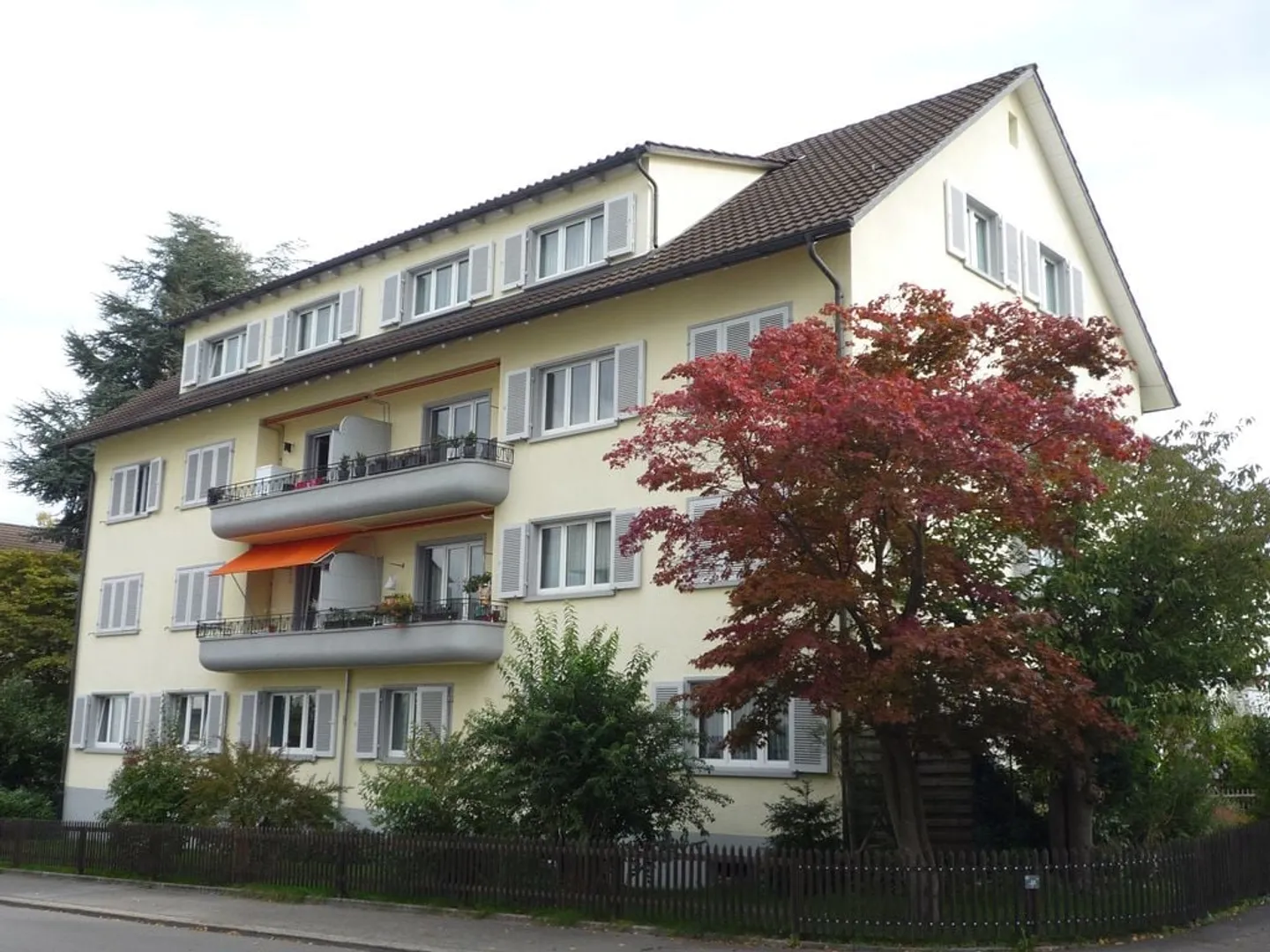 Central 4½-Room Apartment - Photo 1 of 8