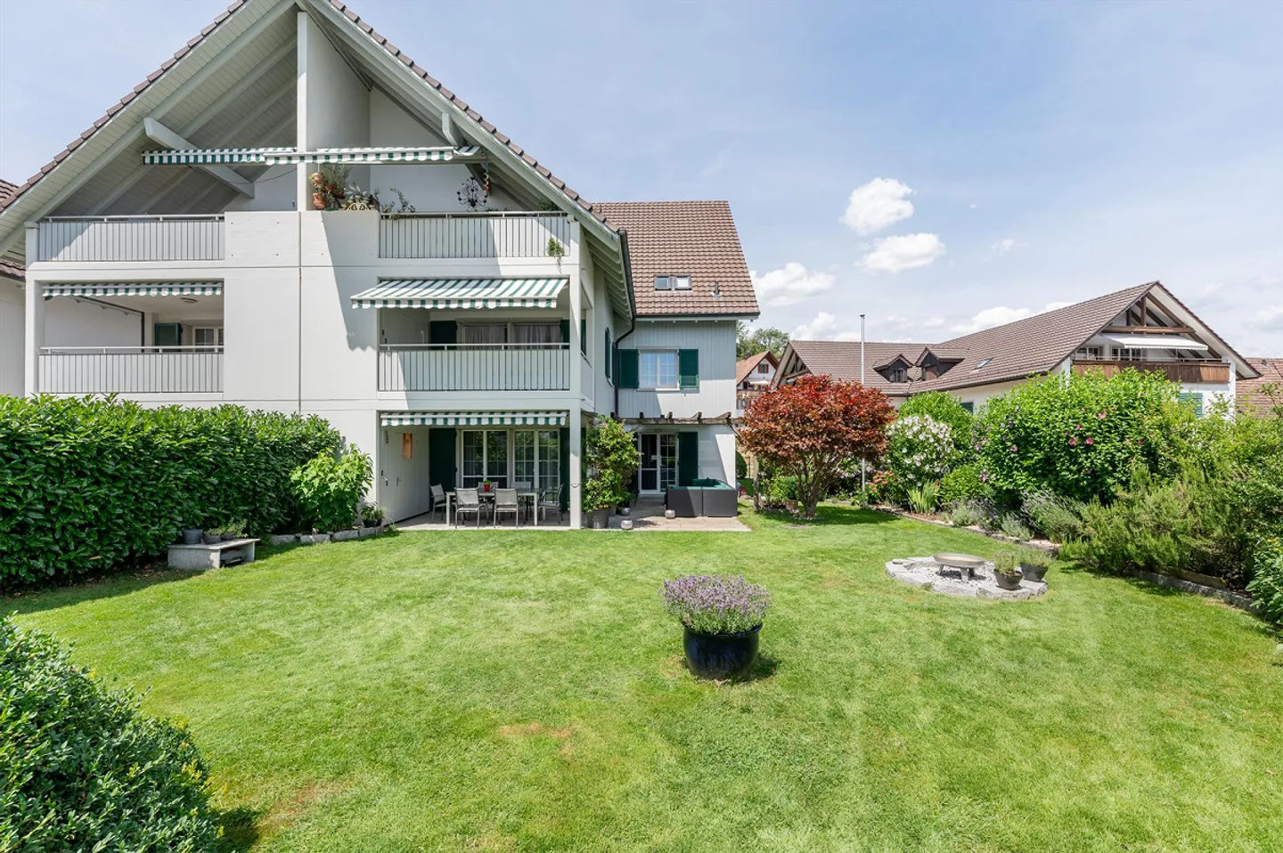 Votre paradis de jardin privé au cœur du village - Photo 1 sur 10