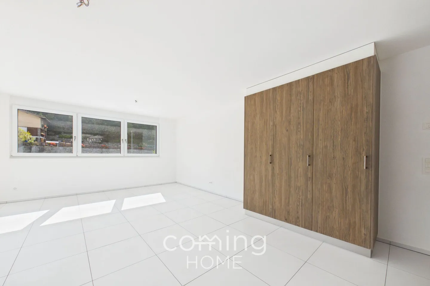 Sunny 3.5-room penthouse apartment in Visp with spacious terrace - Photo 4 of 12