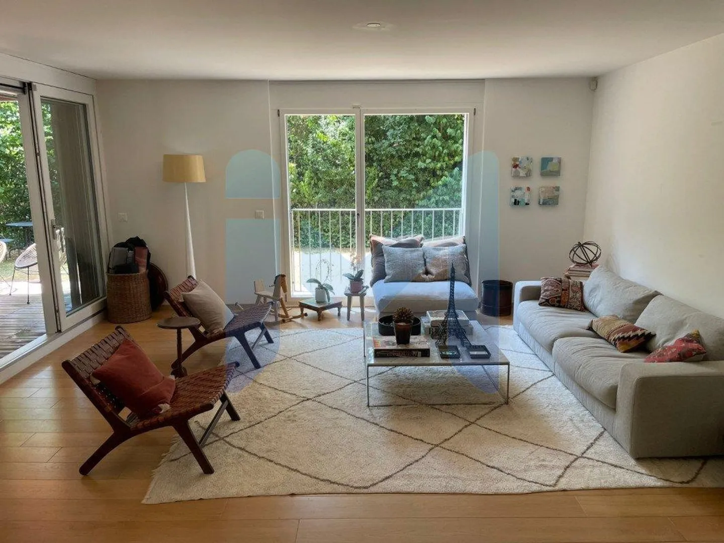 Magnifique appartement de 4 pièces au rez-de-chaussée situé à Genèv... - Foto 1 di 13