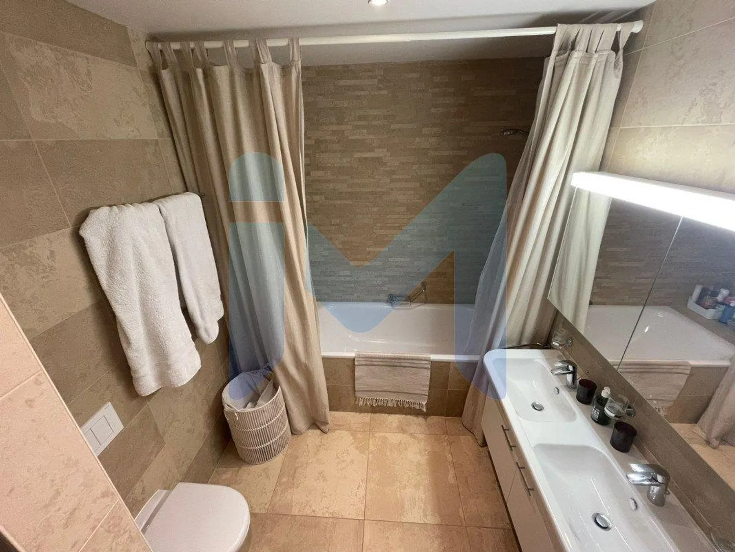 Magnifique appartement de 4 pièces au rez-de-chaussée situé à Genèv... - Foto 8 di 13