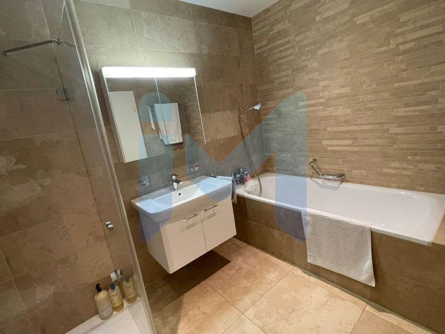 Magnifique appartement de 4 pièces au rez-de-chaussée situé à Genèv... - Foto 10 di 13