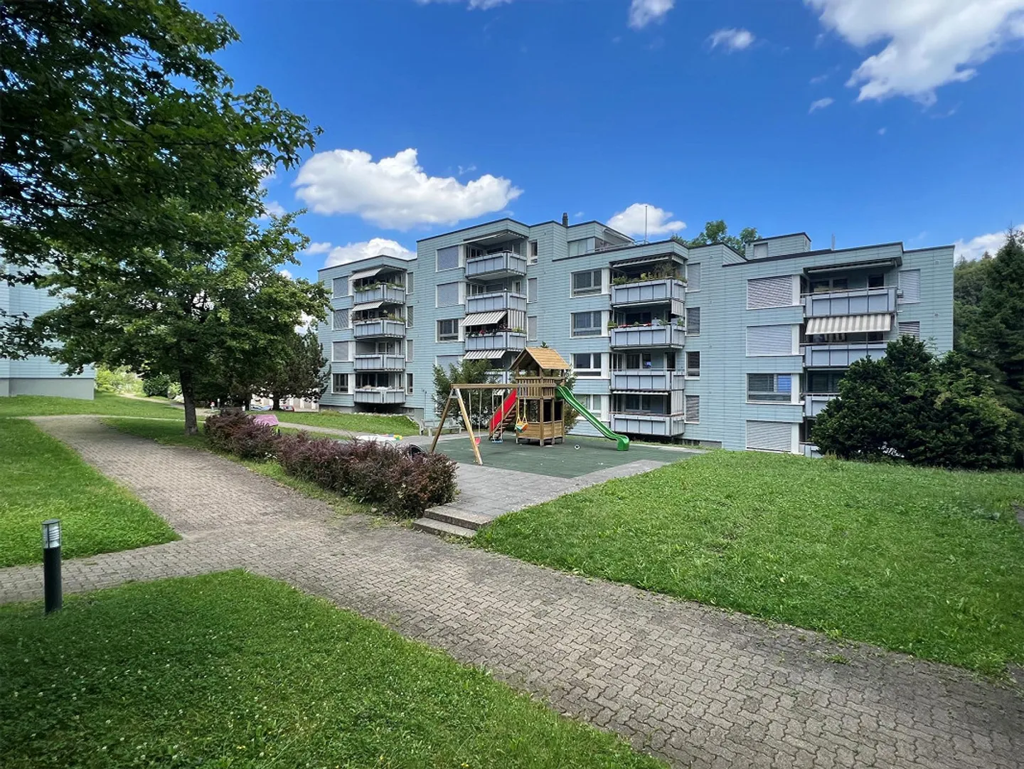 Craft Room for Rent - Photo 1 of 1