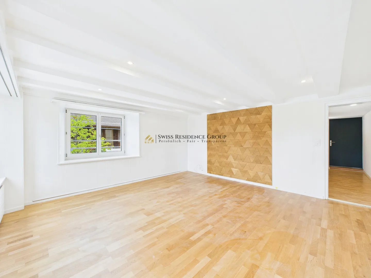 Casa bifamiliare esclusiva in affitto a Küsnacht sul lago di Zurigo - Foto 2 di 14