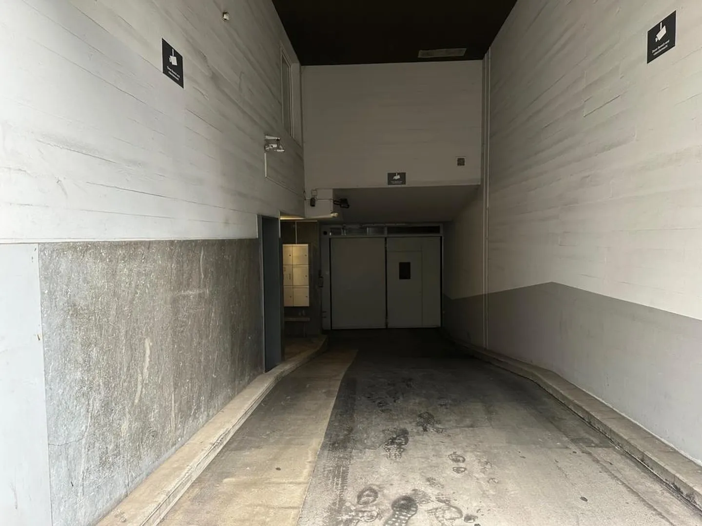 Posto auto in Austrasse 14 a Basilea - Foto 2 di 4