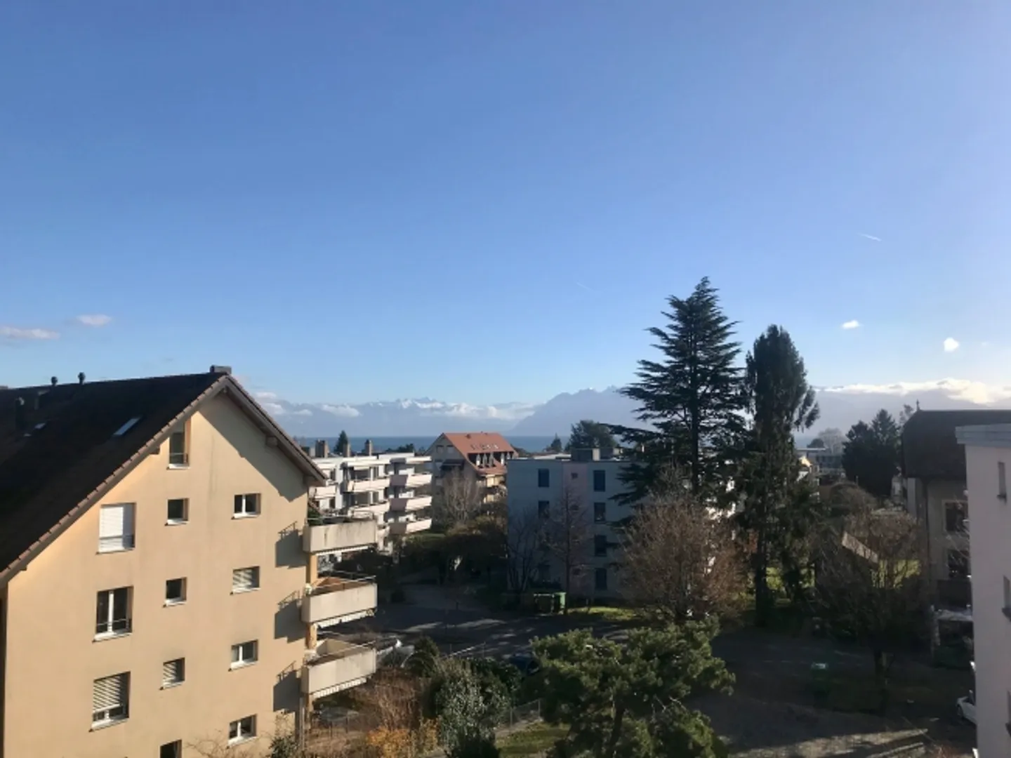 Spazi di stoccaggio, uffici, laboratori e hobby a Sciaffusa - Foto 3 di 7