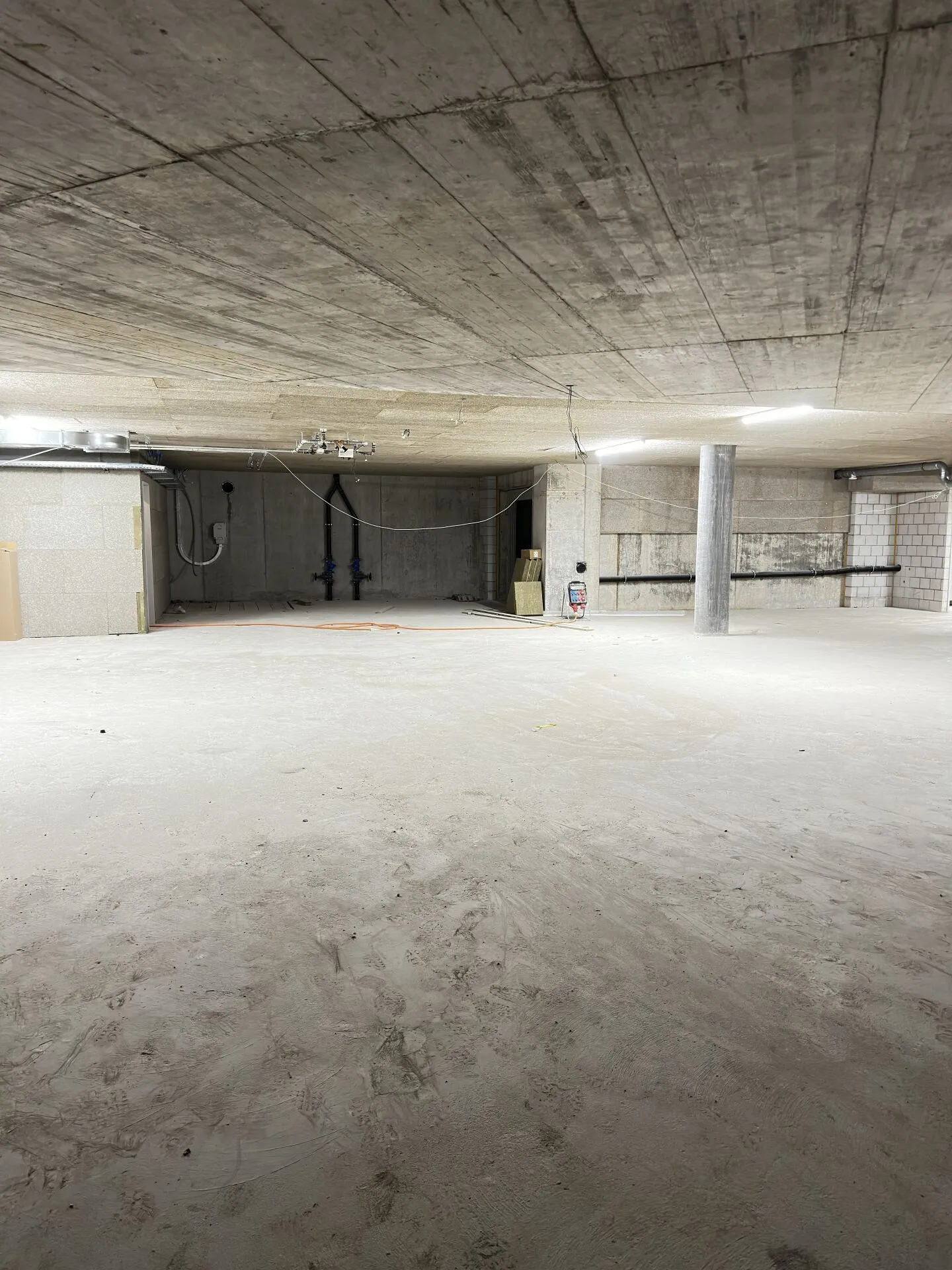 FIRST RENTAL - PENTHOUSE APARTMENT - CenterSeon² - Photo 13 of 13