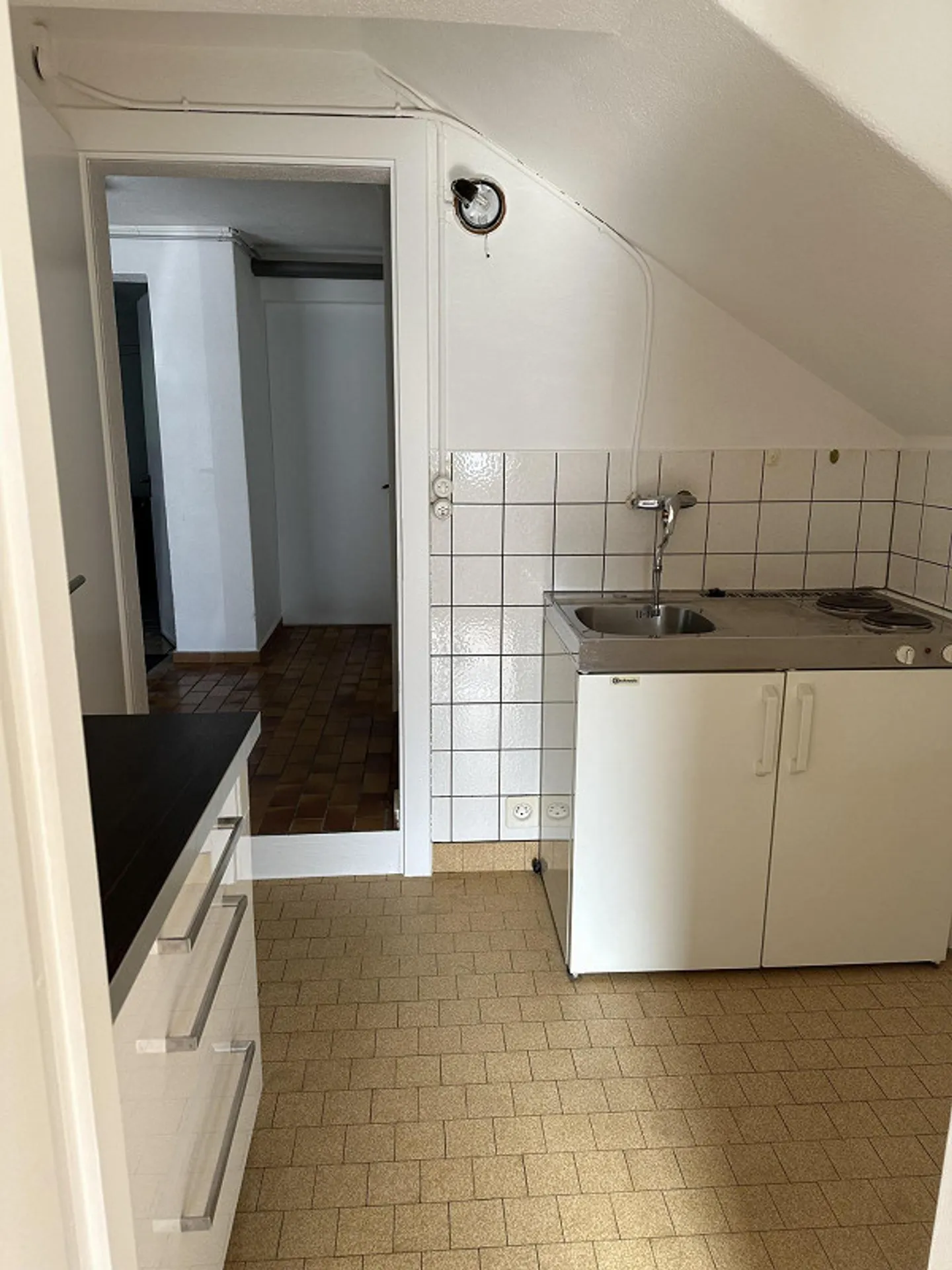 1 ½  Zi. WHG Parterre - Foto 7 von 13