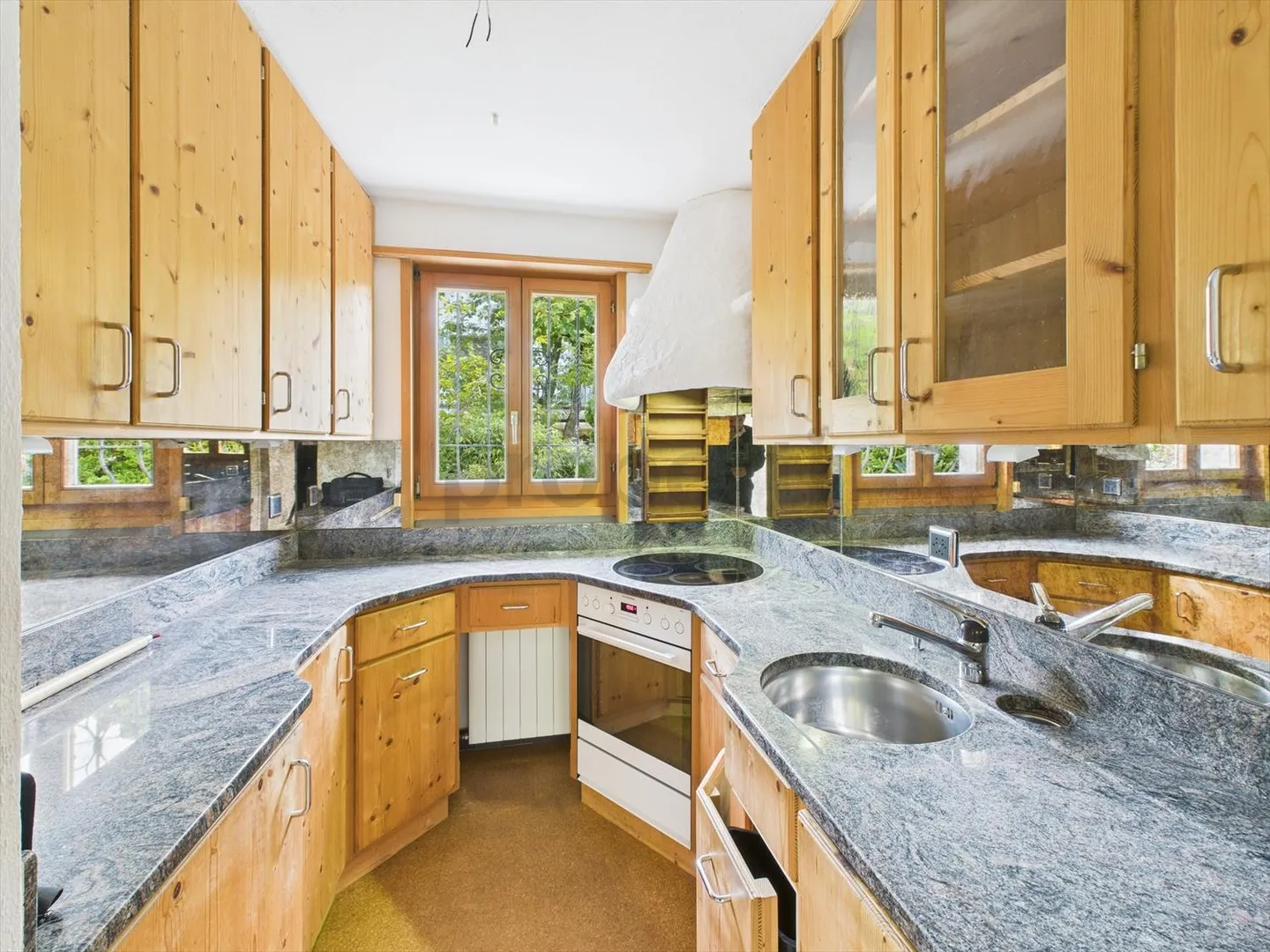Gemütliche 4.5-Zimmer Einfamilienhaus mit Garten in Kirchberg - Foto 4 von 8