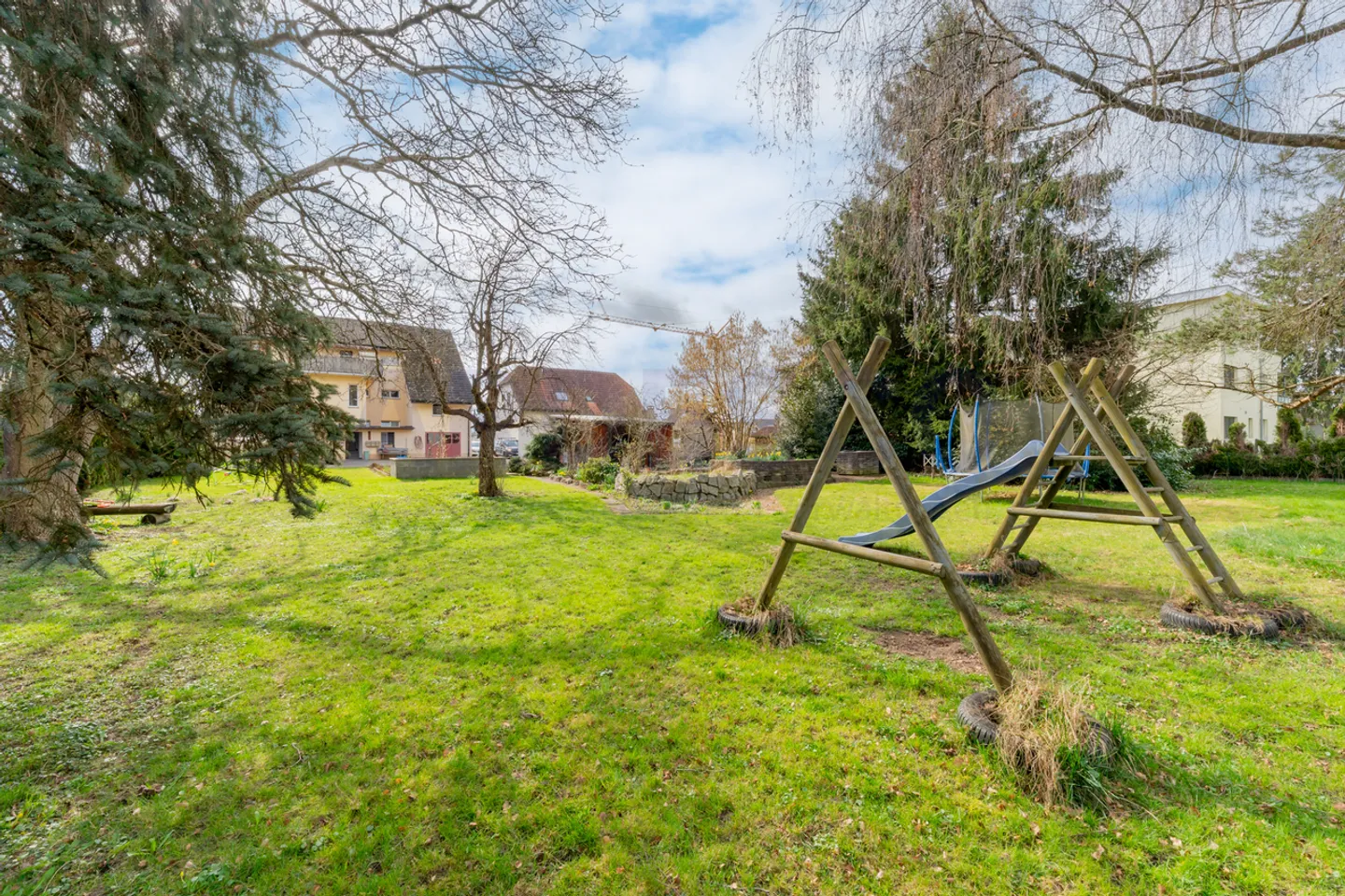 Investment Property in Härkingen - Photo 1 of 20