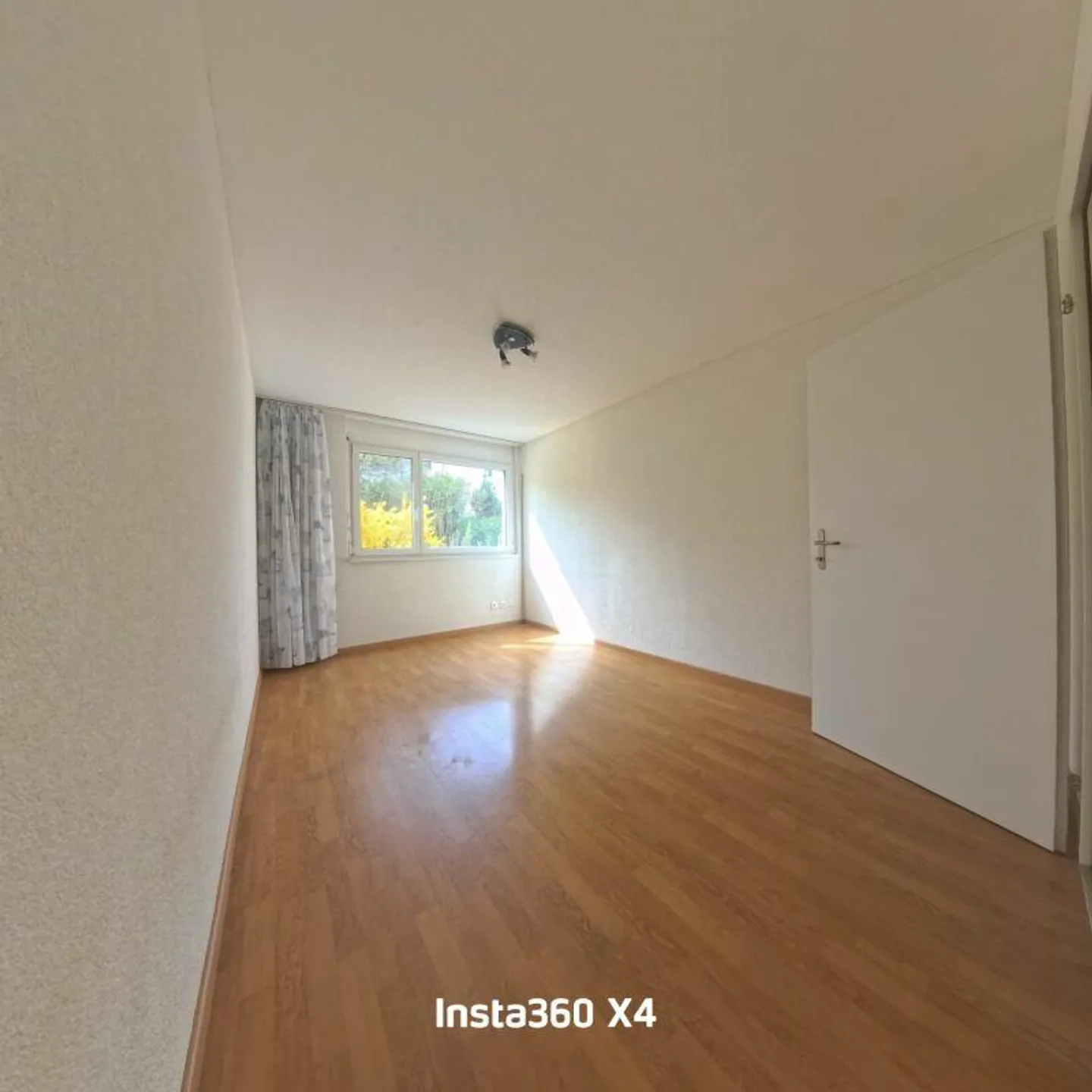3 ½ -Zimmerwohnung im EG mit Wintergarten und Gartenanteil - Photo 15 sur 18