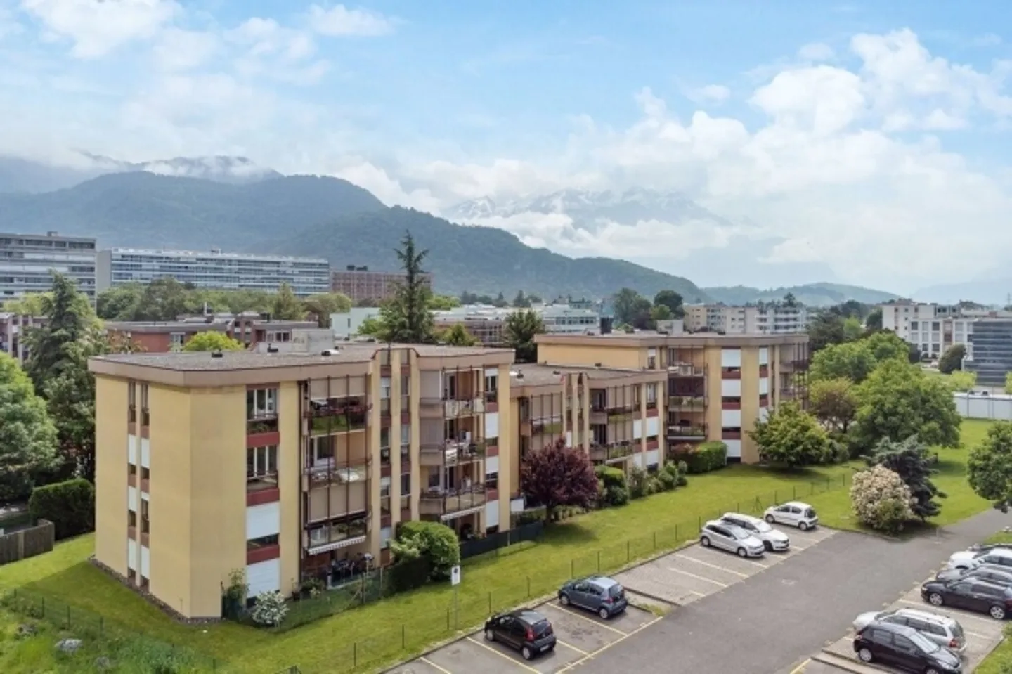 «Magnifique logement situé dans un quartier calme et verdoyant !» - Photo 1 sur 7