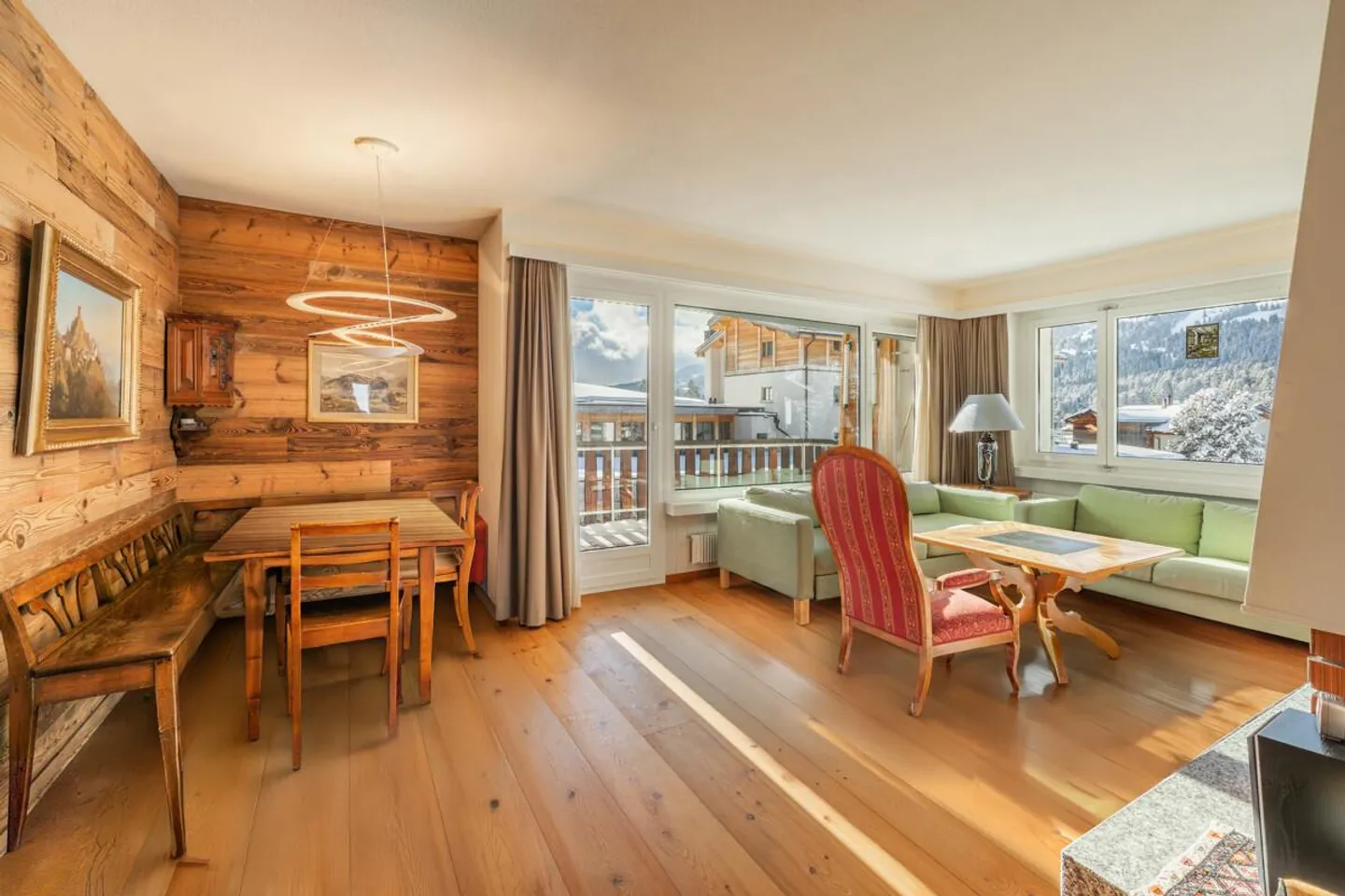 Appartamento per vacanze di 4,5 stanze convenientemente situato a Valbella con balcone sud - Foto 2 di 5