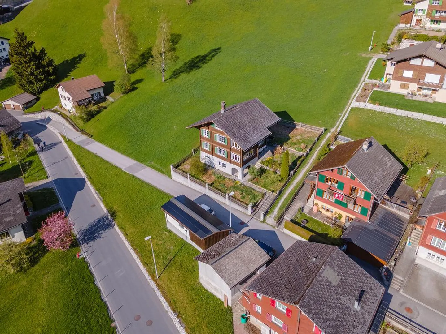 Beautiful 7.5 Room Chalet - Photo 4 of 19
