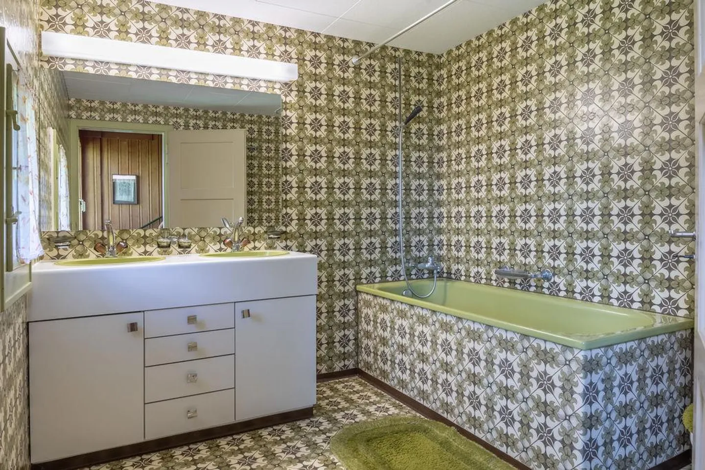 Beautiful 7.5 Room Chalet - Photo 7 of 19