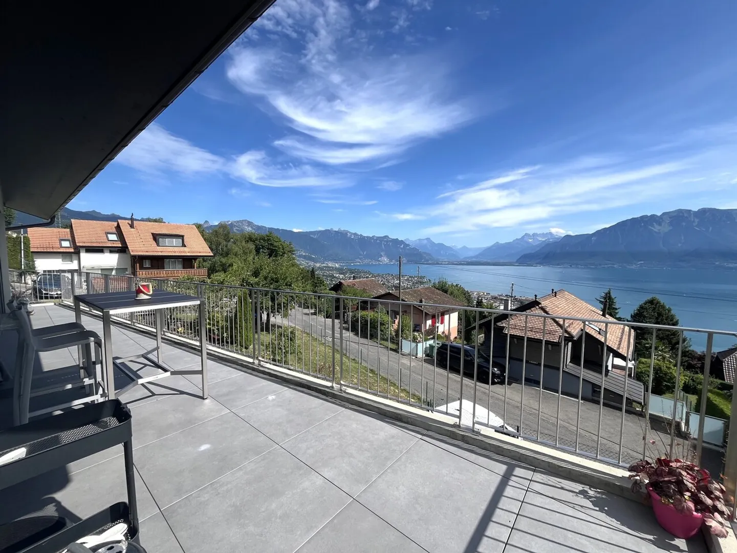 Magnifica villa con giardino e vista panoramica a Chardonne - Foto 15 di 23