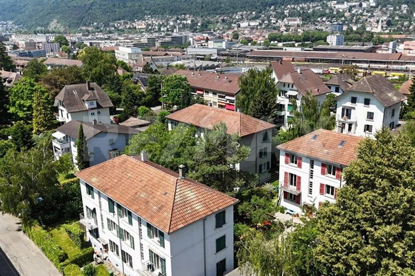 Charming property with 5 apartments in the quiet garden district of Ma... - Photo 3 of 12