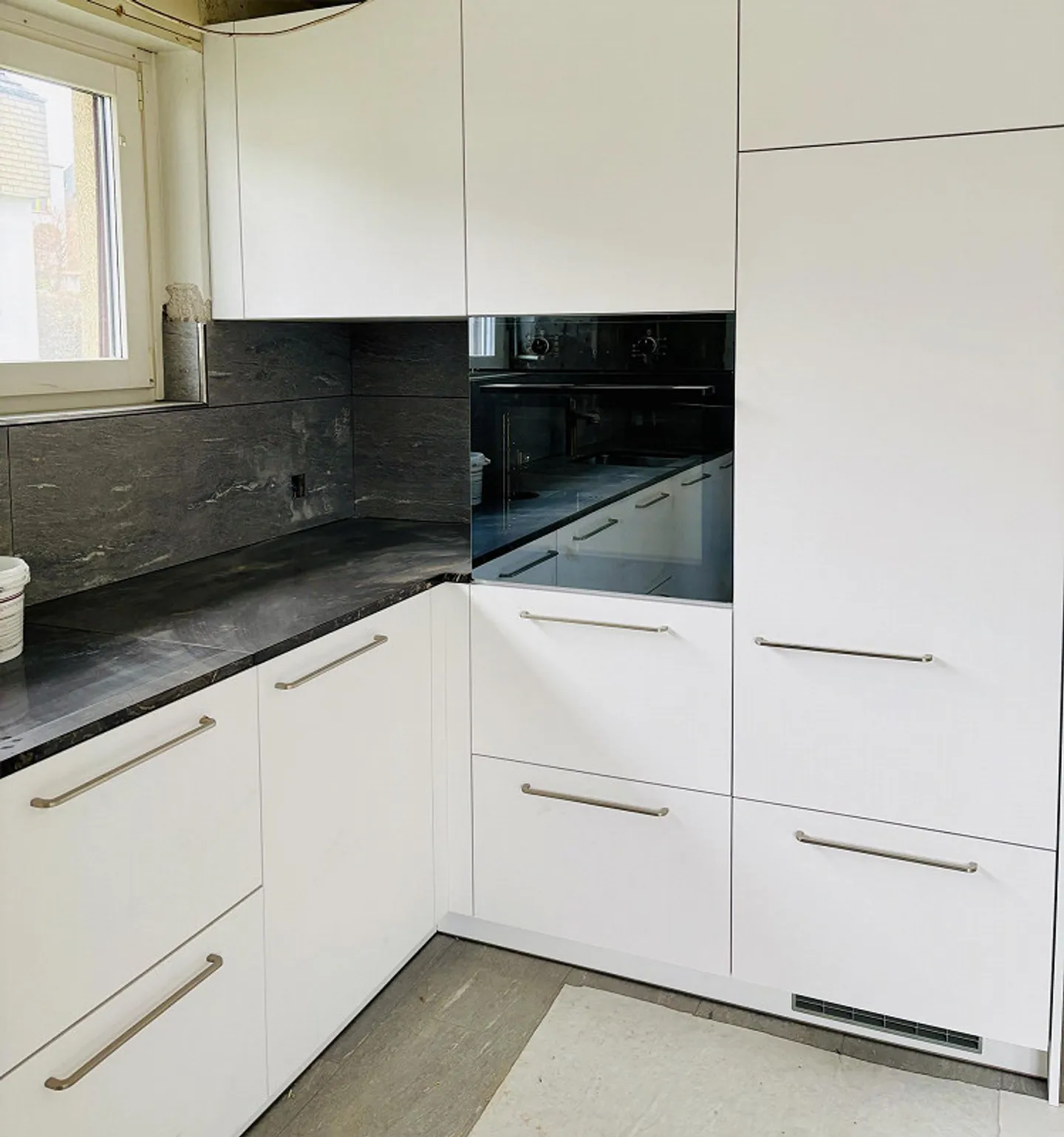 Exclusive 5.5-room apartment with panoramic view - renovated, near train station - Photo 5 of 9