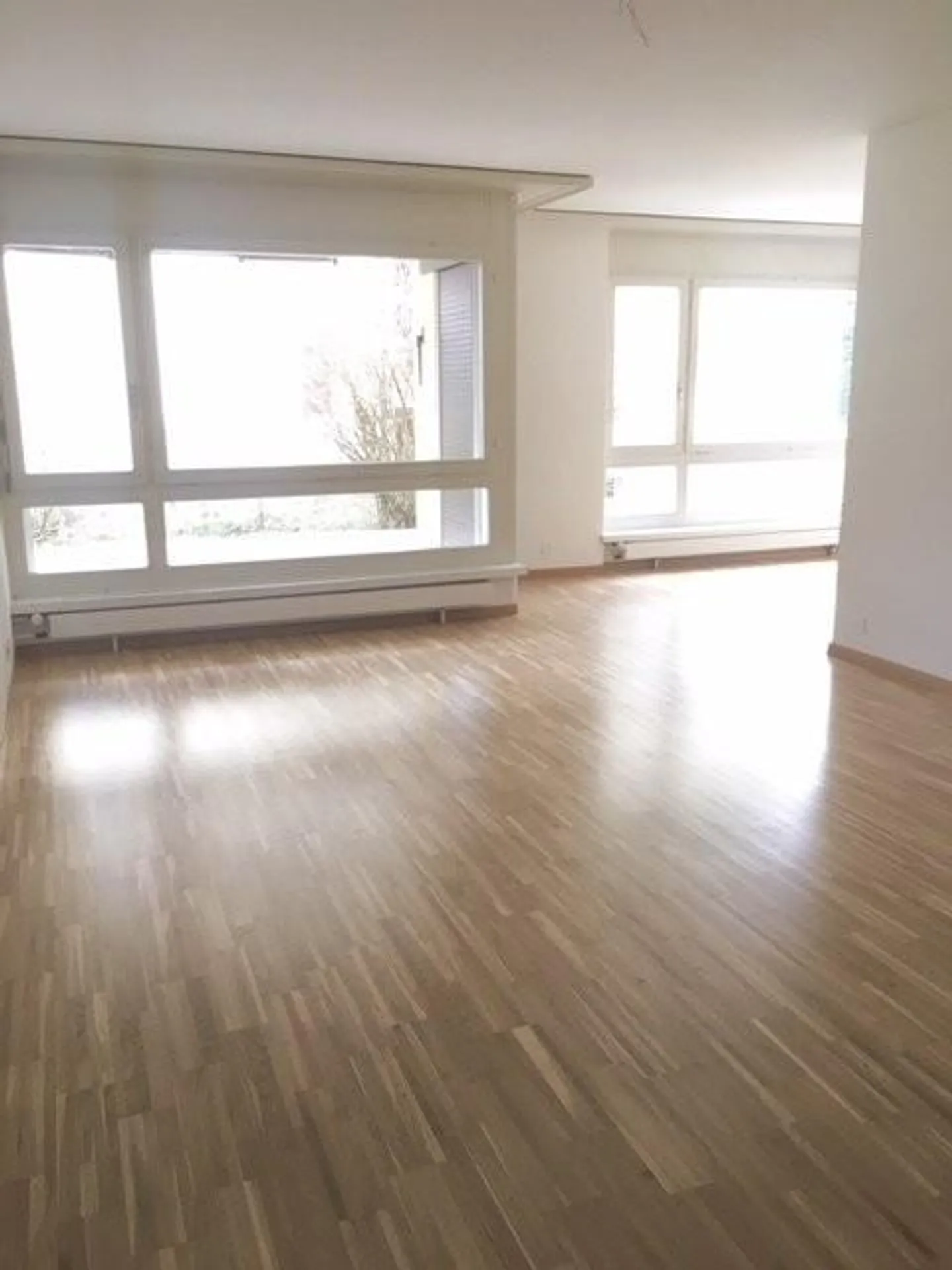 Beautiful 3.5-room apartment with balcony - Photo 2 of 5