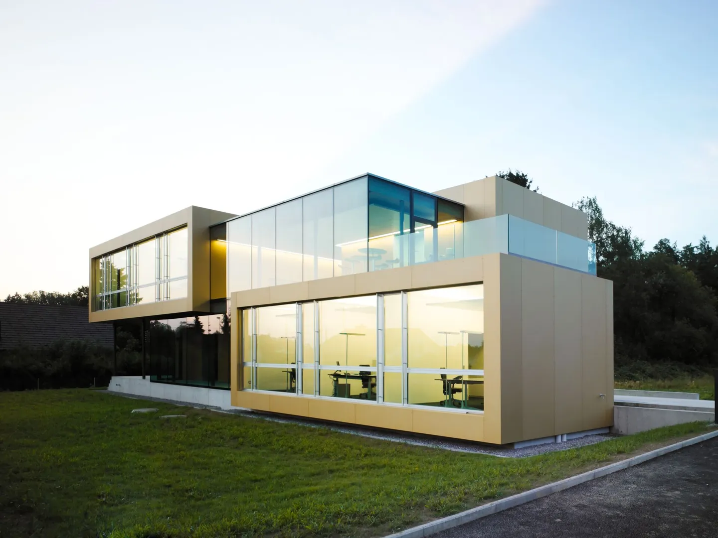 Representative Commercial Space - Photo 4 of 9