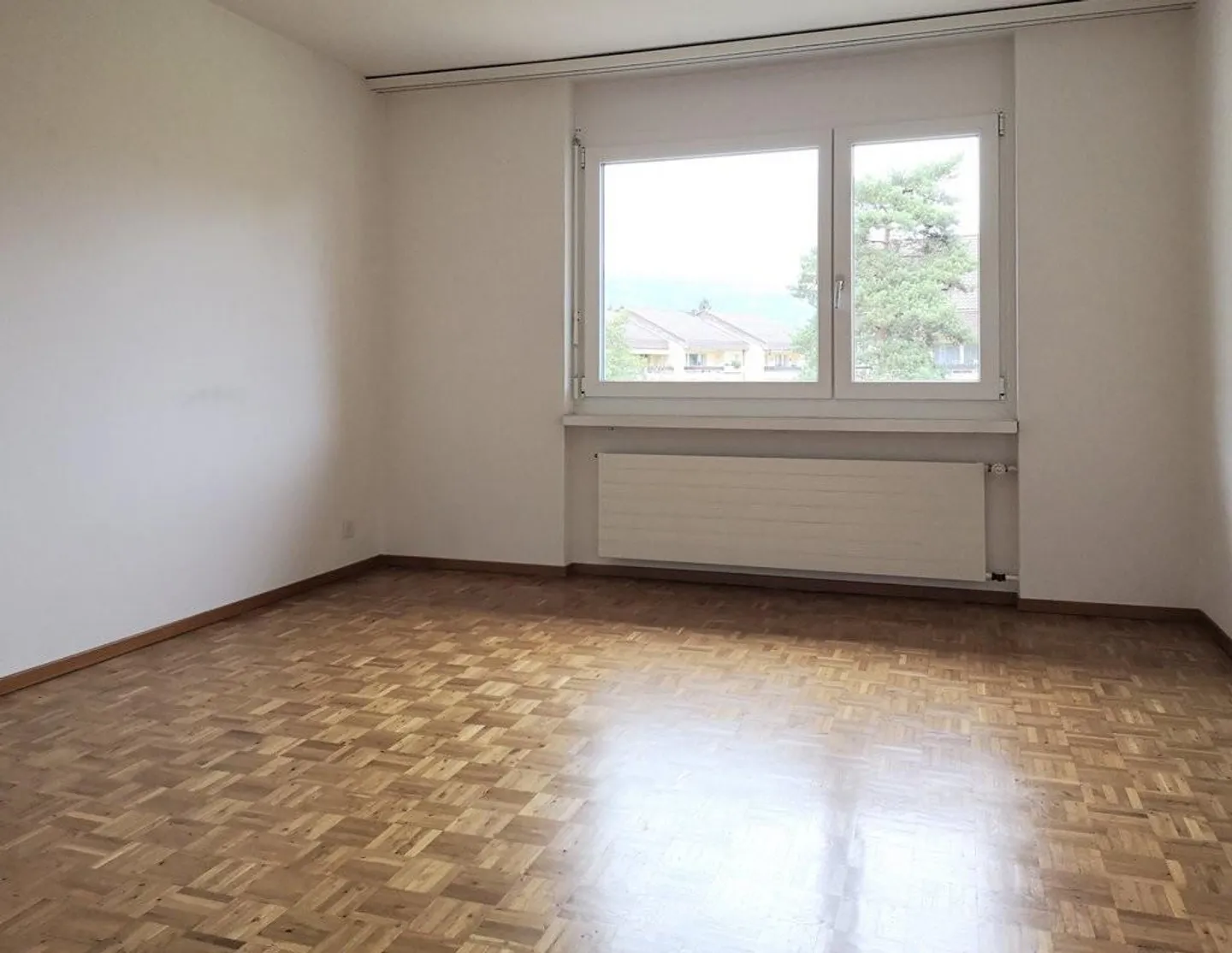 Beautiful 3.5-room apartment with balcony - Photo 3 of 5