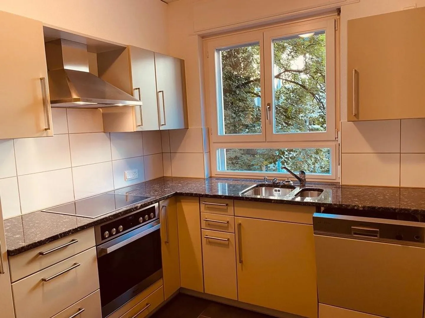 Ruhig und doch mitten in der Stadt - Foto 3 von 6