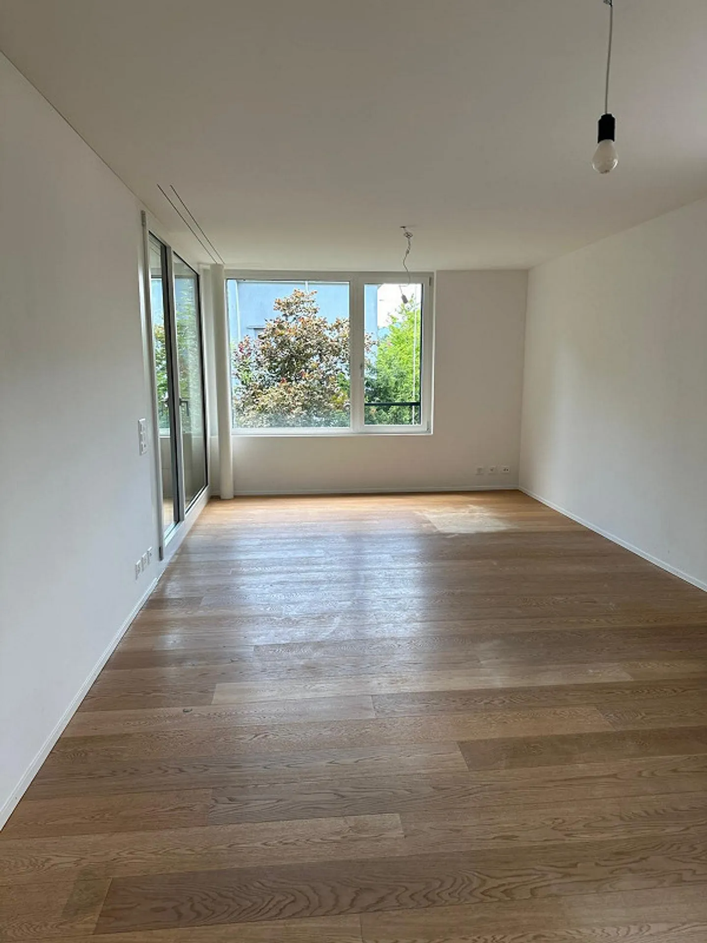 3.5 Room Dream Apartment in Wollishofen 8038 Zurich - Photo 14 of 17