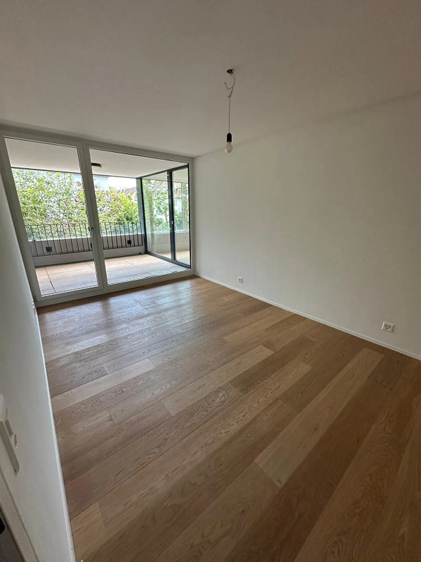 3.5 Room Dream Apartment in Wollishofen 8038 Zurich - Photo 15 of 17